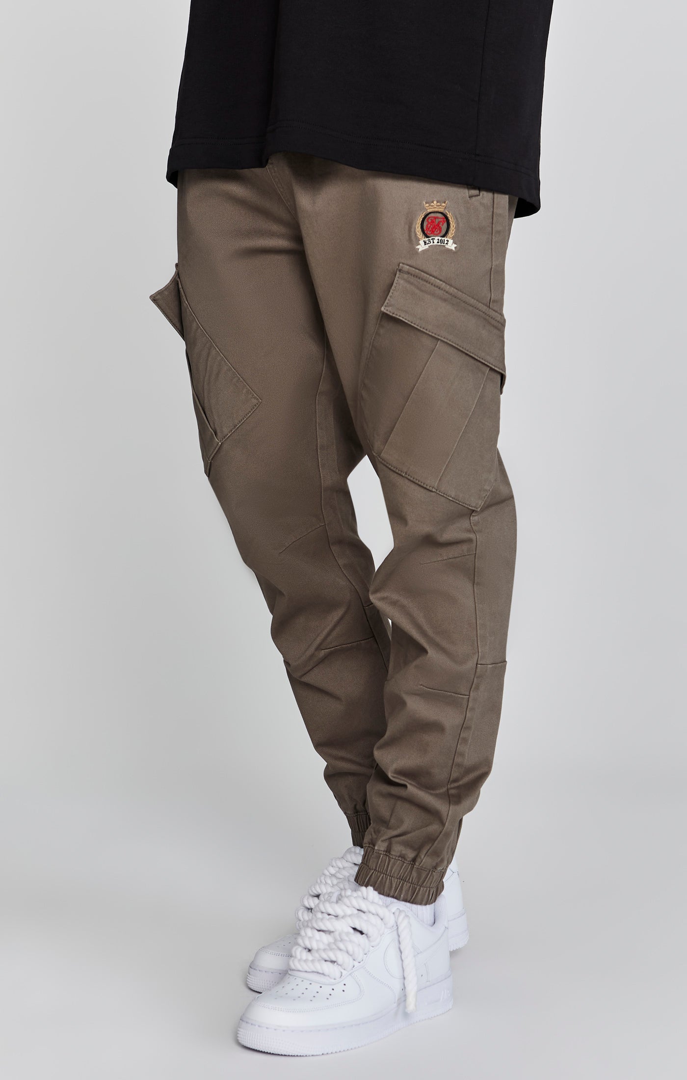 Cargo Pants in Brown Pantalons SikSilk   