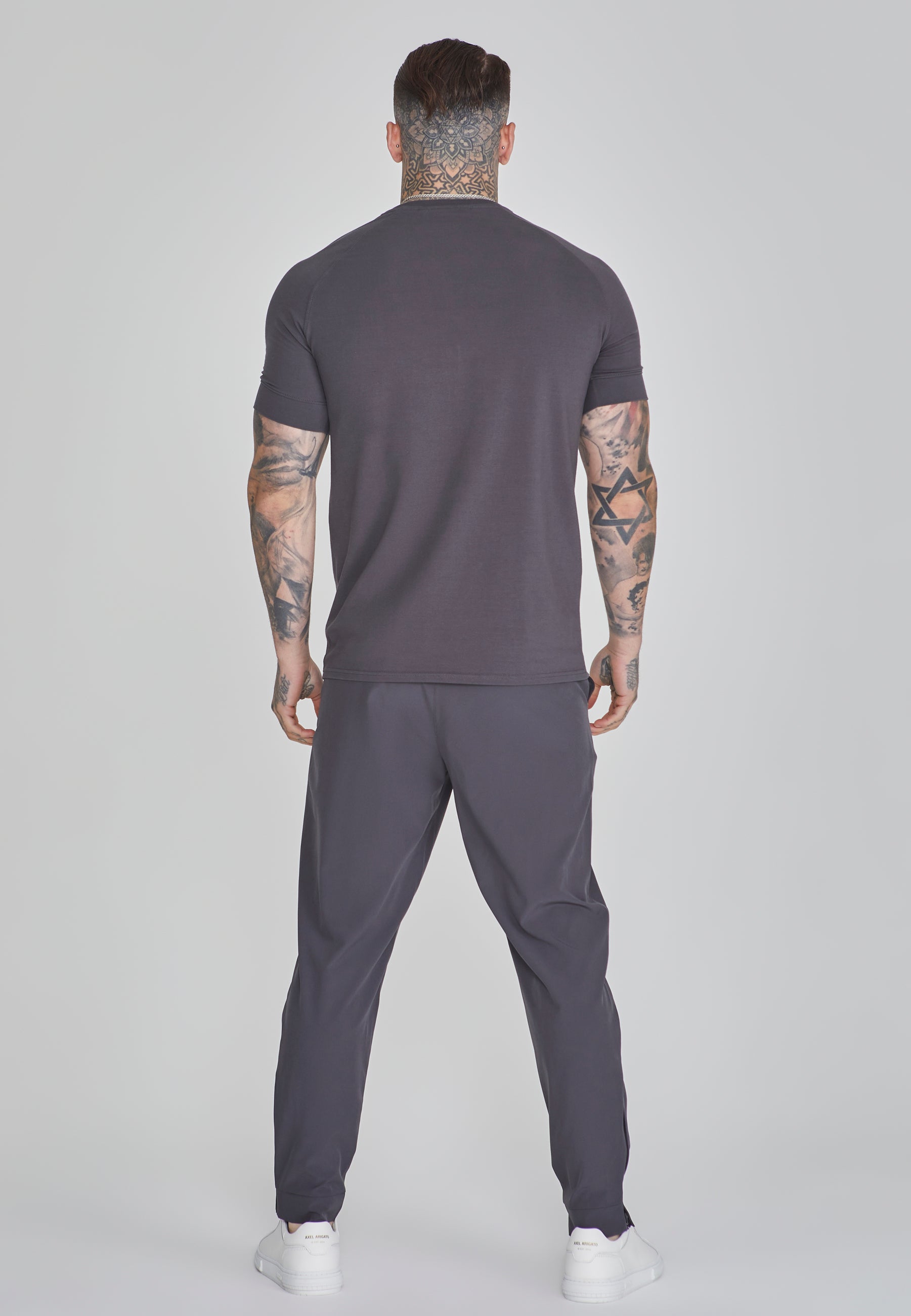 T-shirt Smart en gris foncé T-shirts SikSilk   