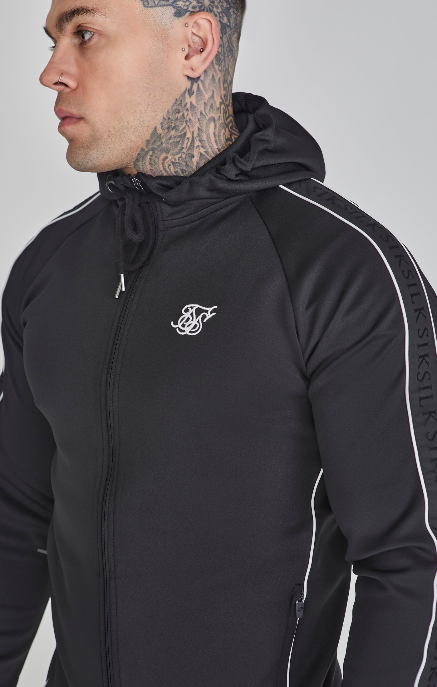 Ensemble Hoodie et Joggers en Noir Sets SikSilk   