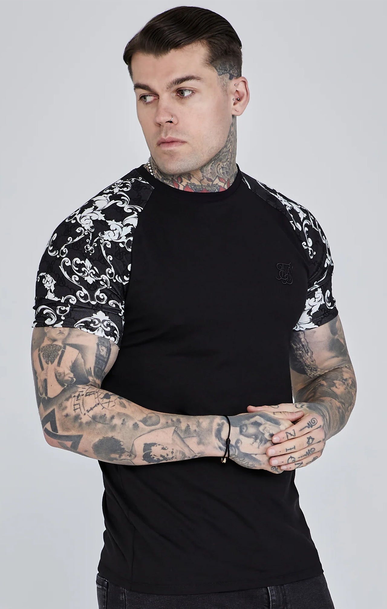 T-shirt Venetian in Black T-shirts SikSilk   