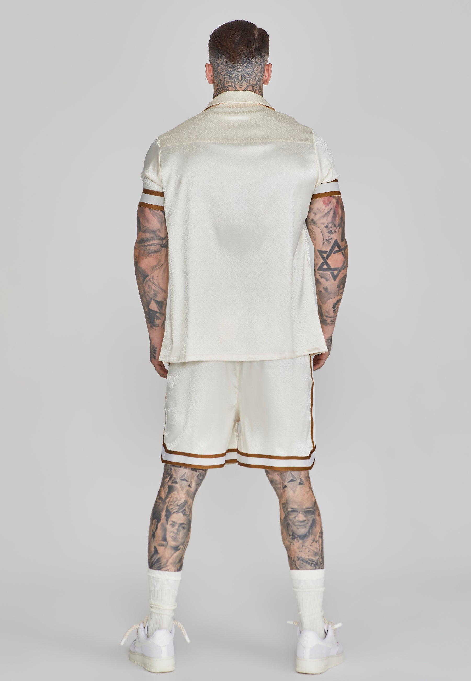 Resort Shirt in Ecru Chemises SikSilk   