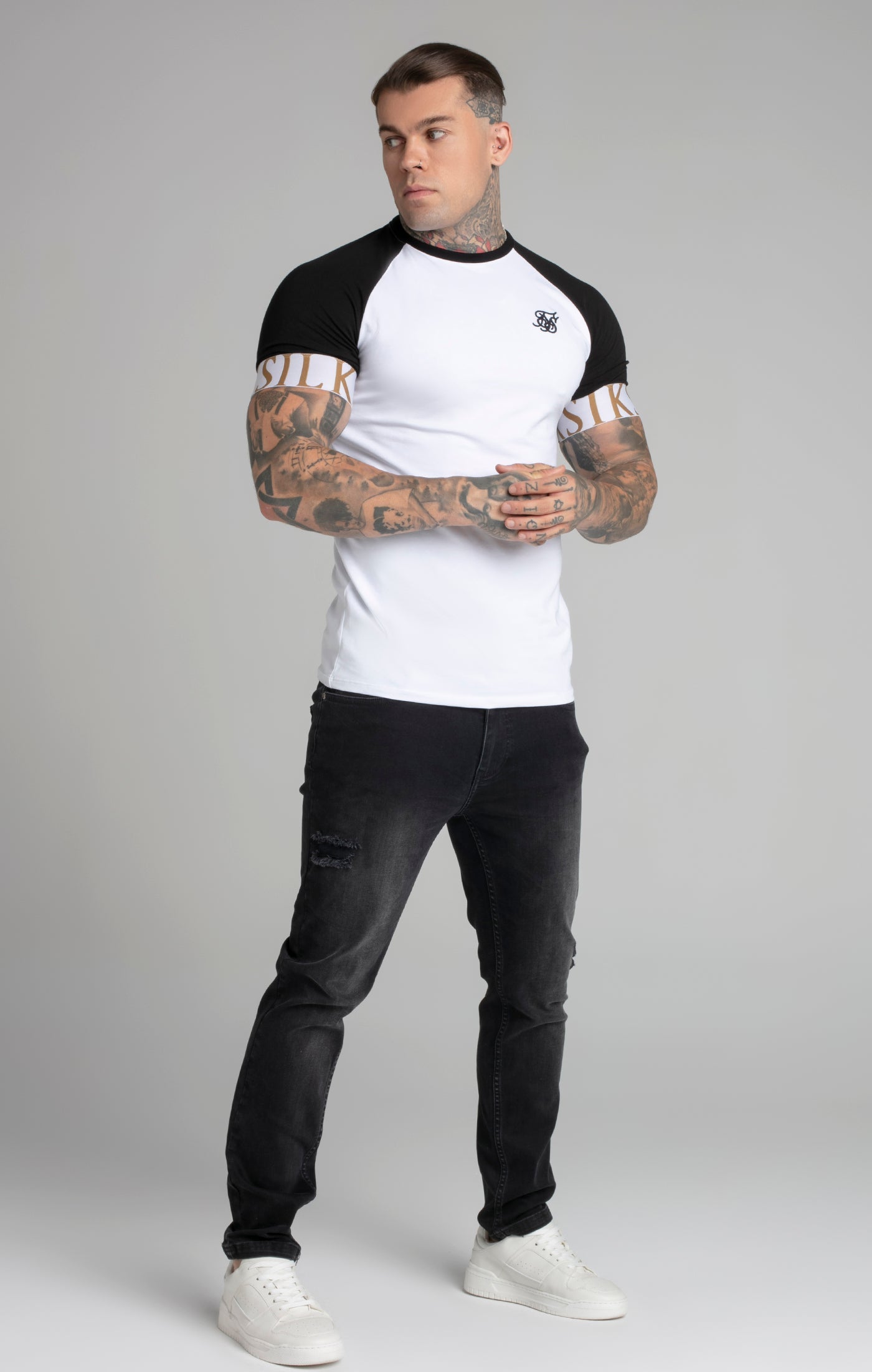 Tech T-Shirt en blanc-noir T-shirts SikSilk   