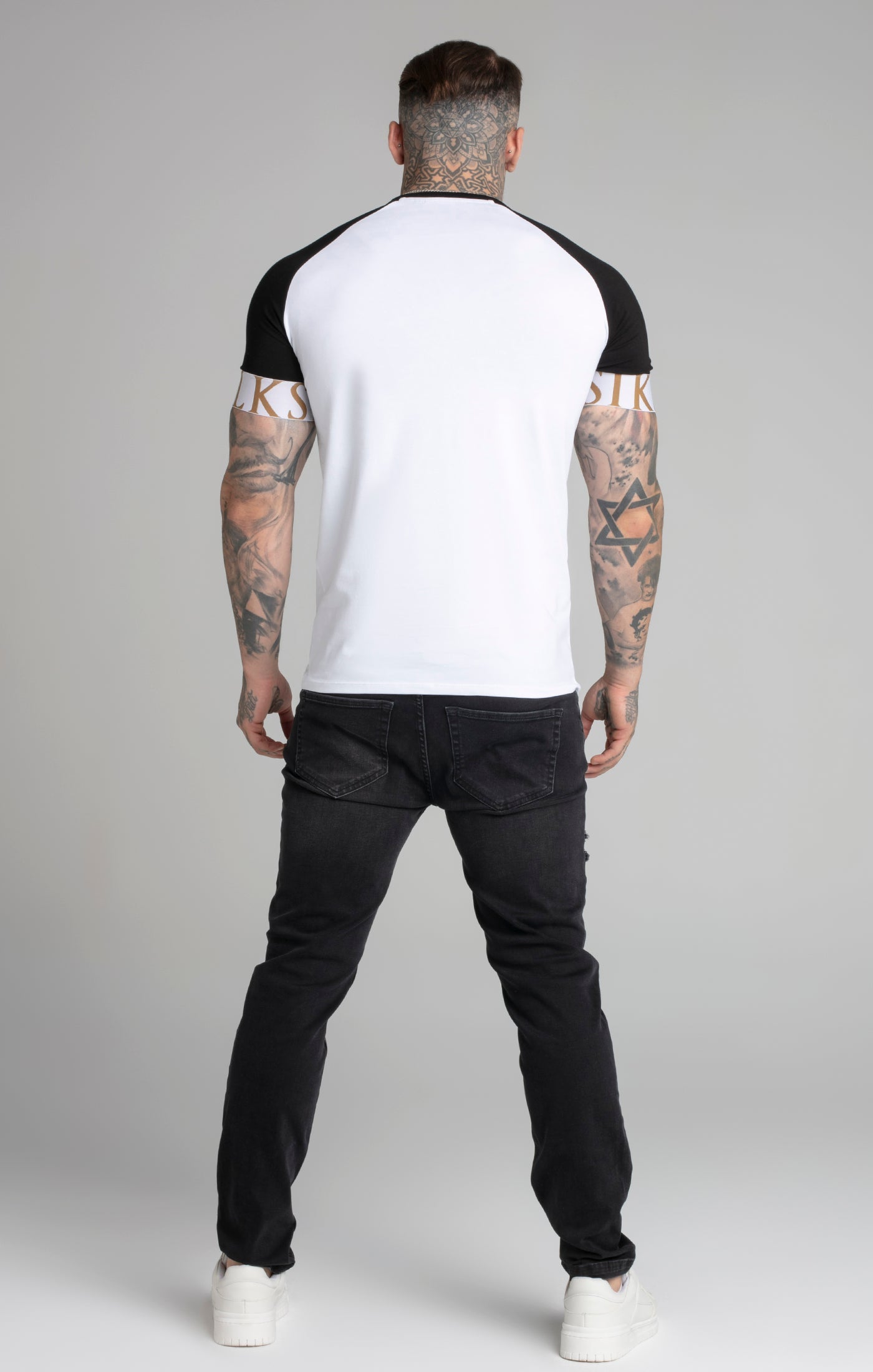 Tech T-Shirt en blanc-noir T-shirts SikSilk   