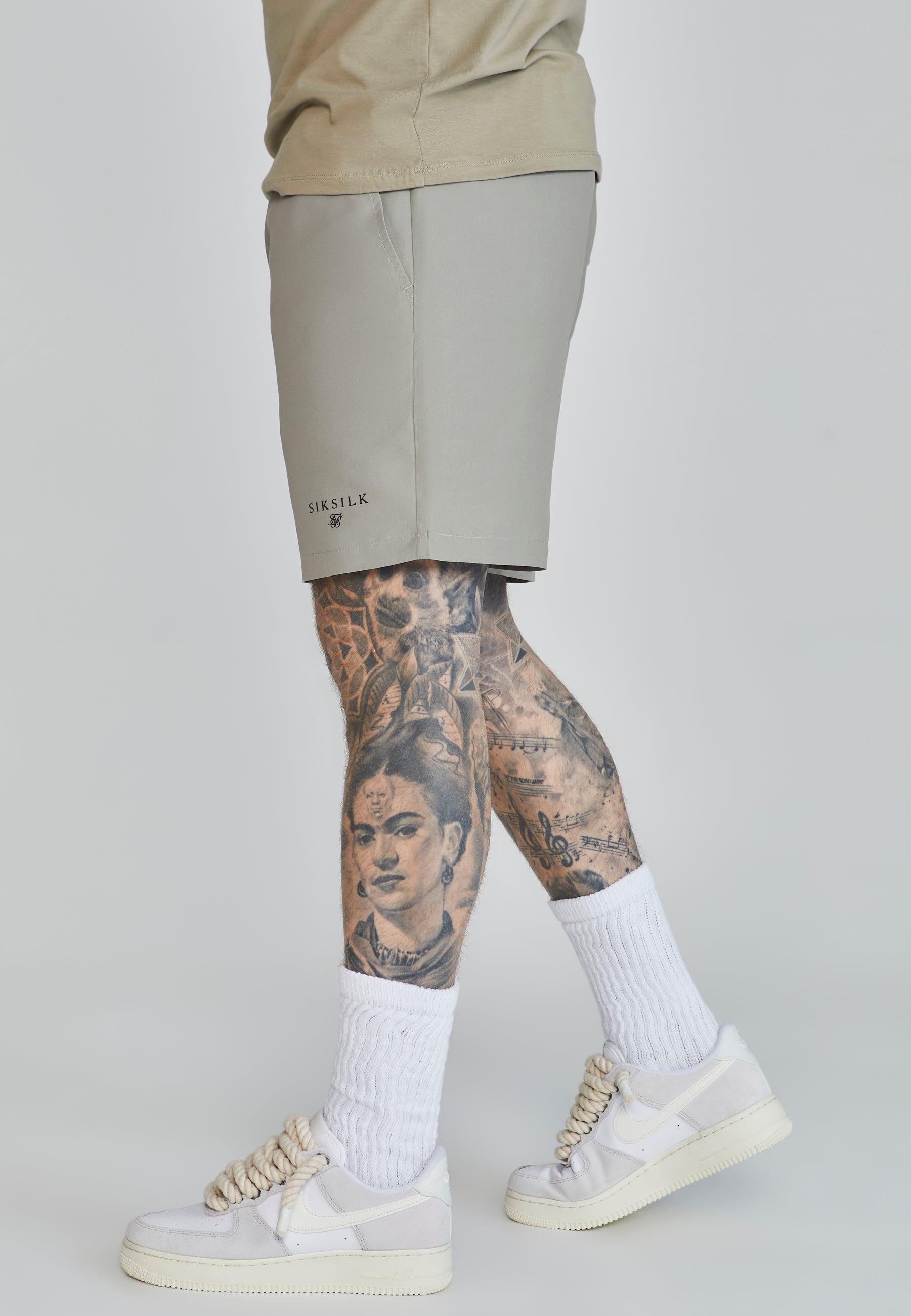 Swim Shorts in Kaki Pantalons de bain SikSilk   