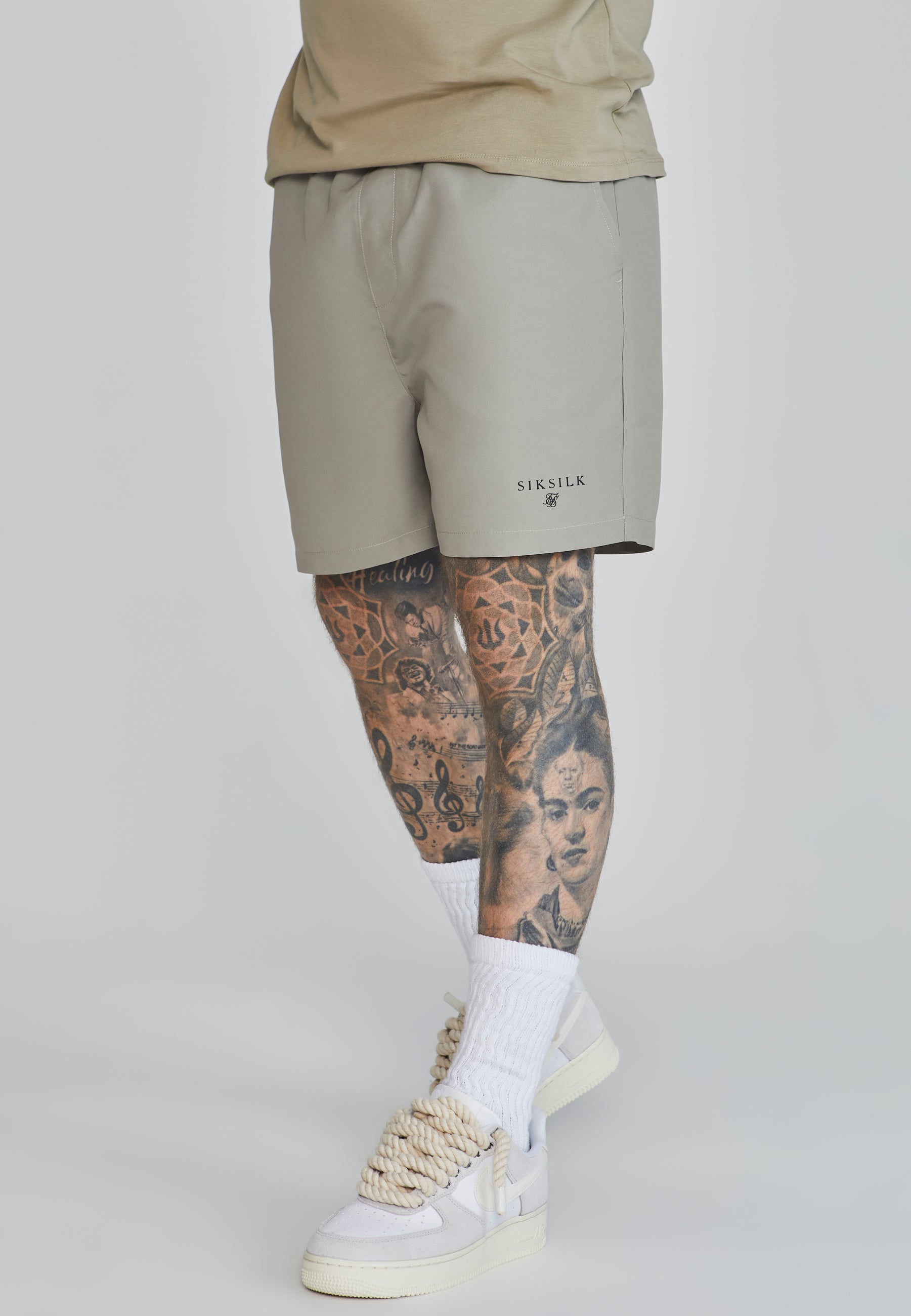 Swim Shorts in Kaki Pantalons de bain SikSilk   