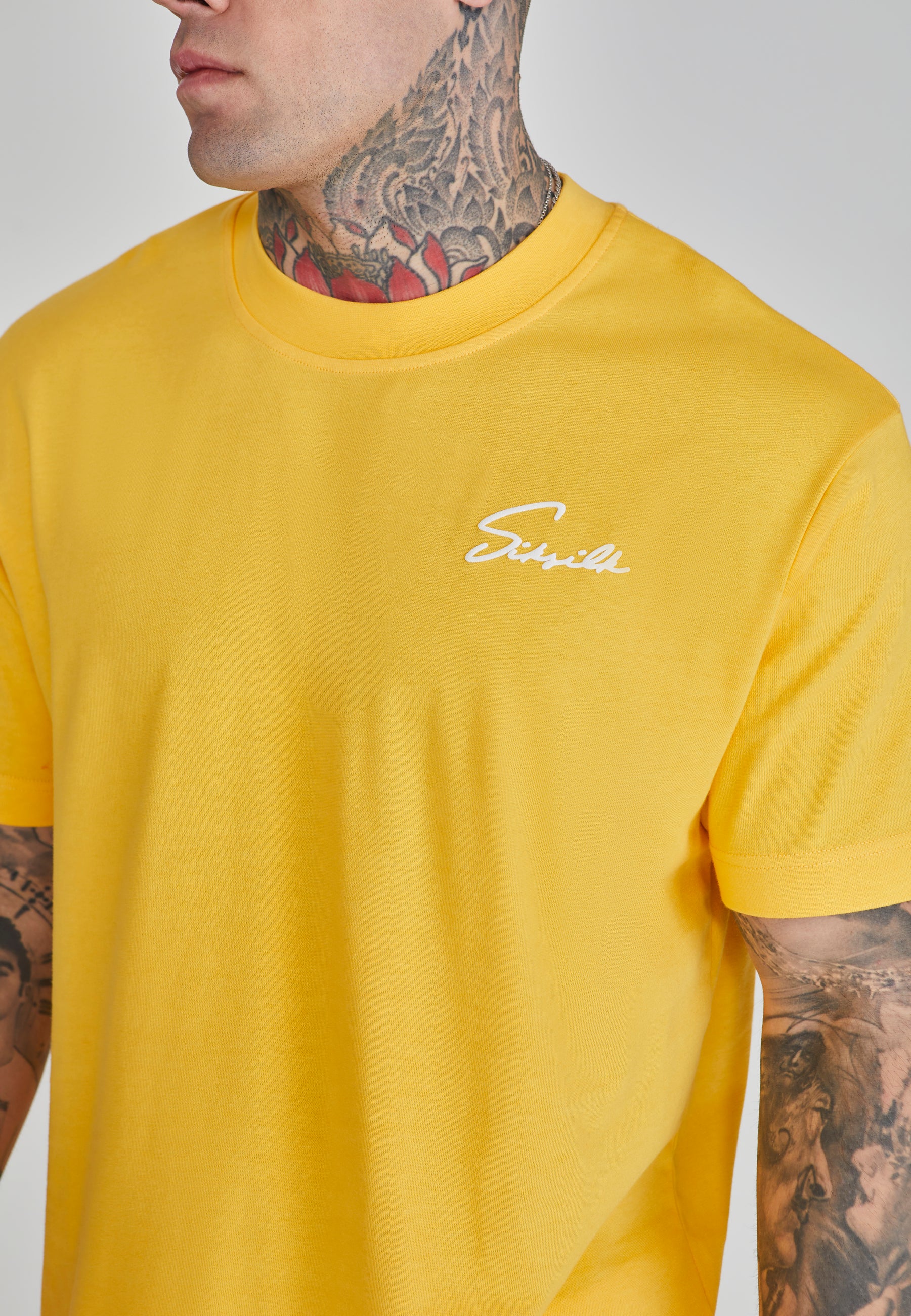 T-shirt Script en Yellow T-shirts SikSilk   