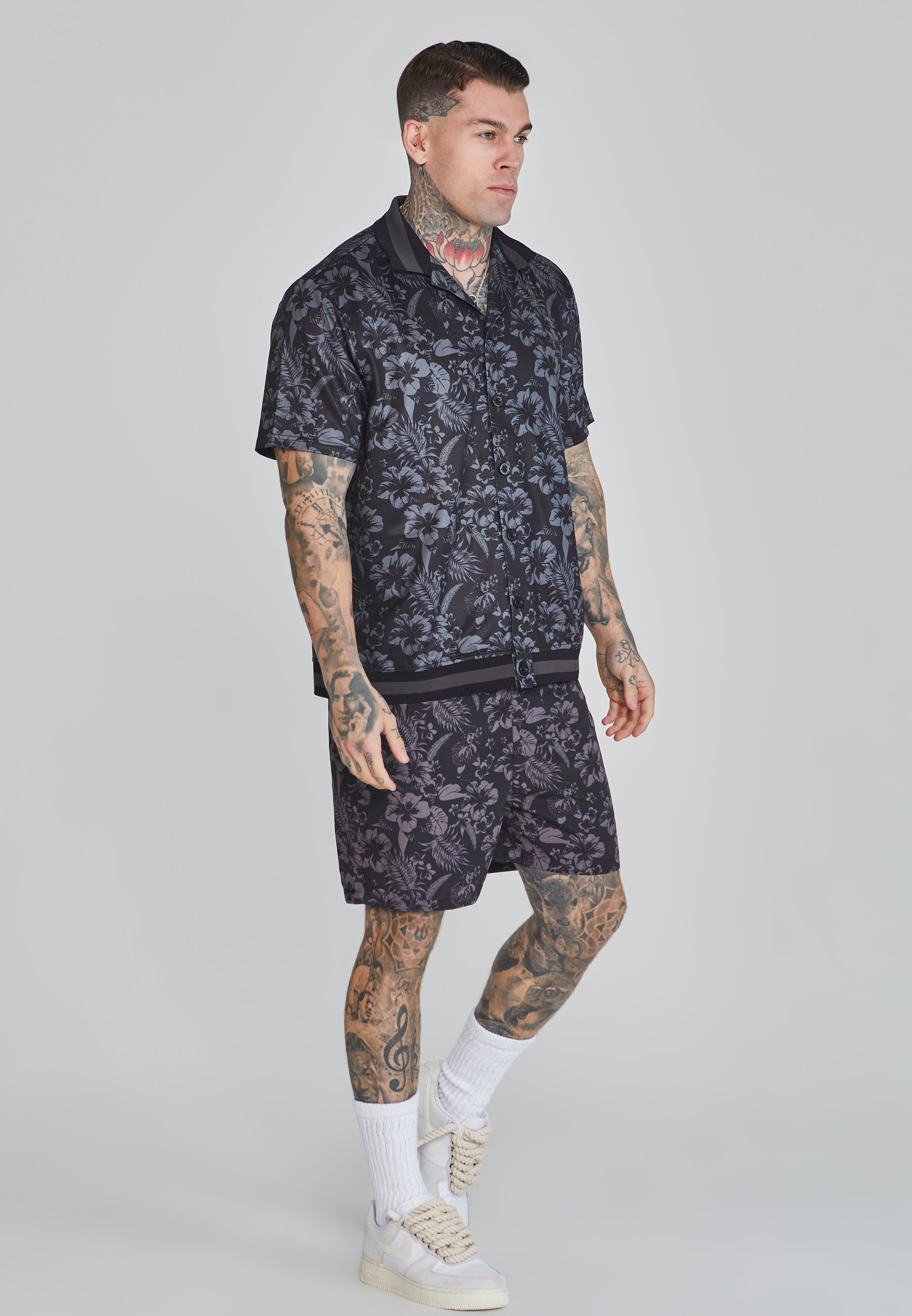 Bowling Shirt in Black Chemises SikSilk   