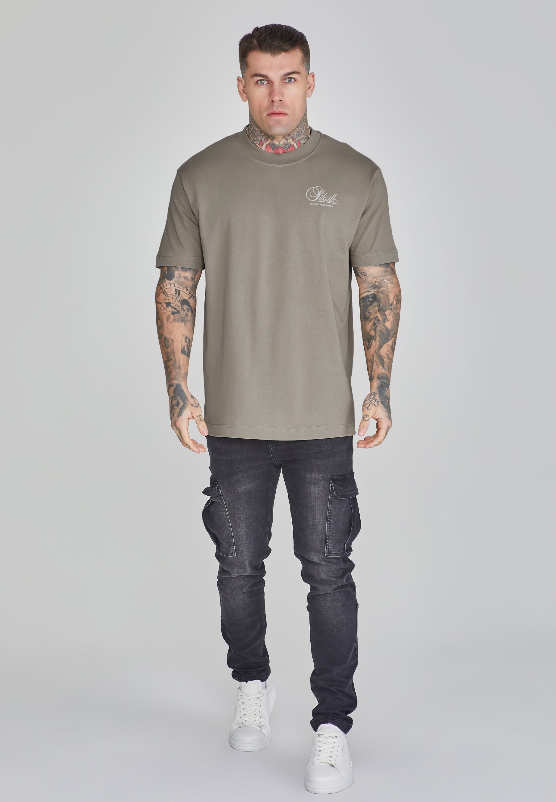 T-shirt graphique kaki T-shirts SikSilk   