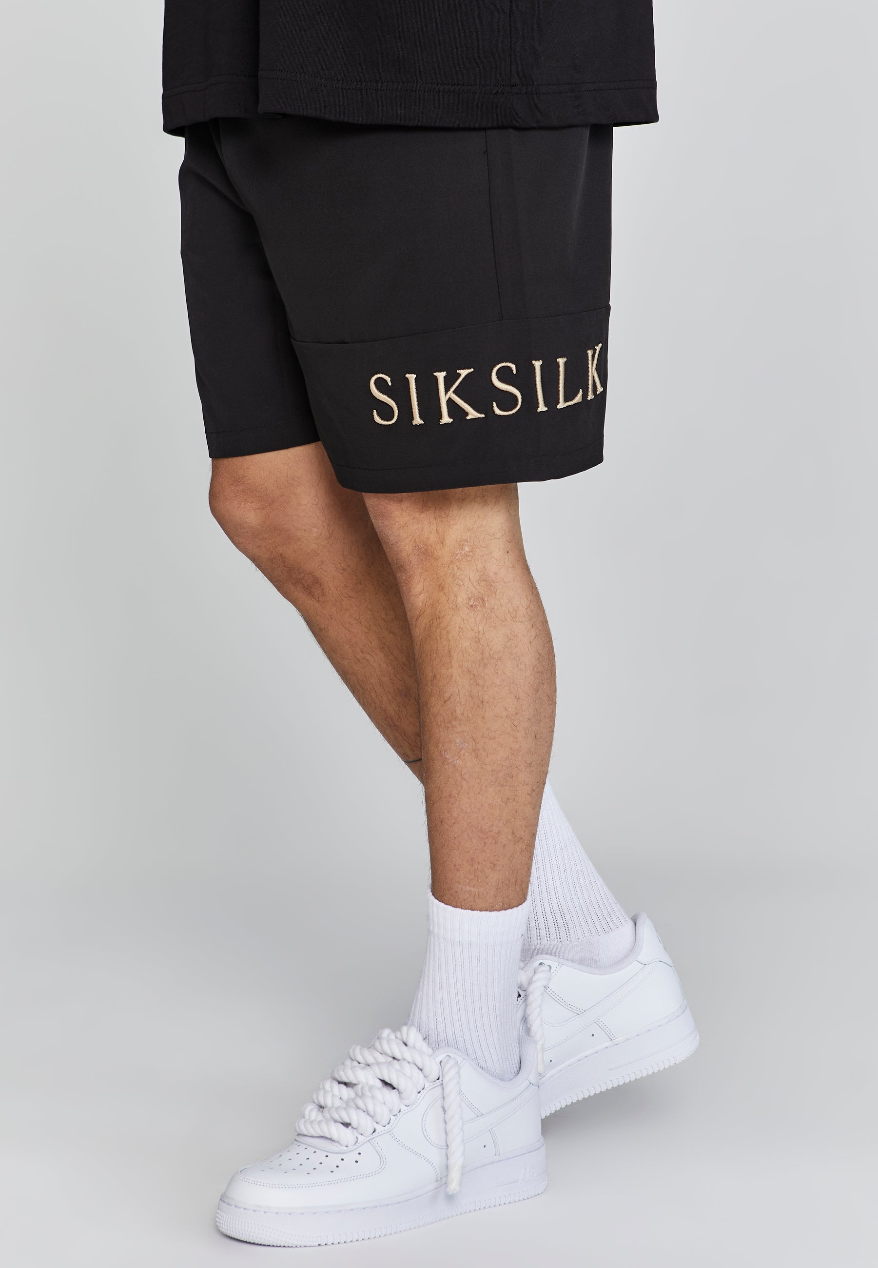 Swim Shorts in Black Pantalons de bain SikSilk   