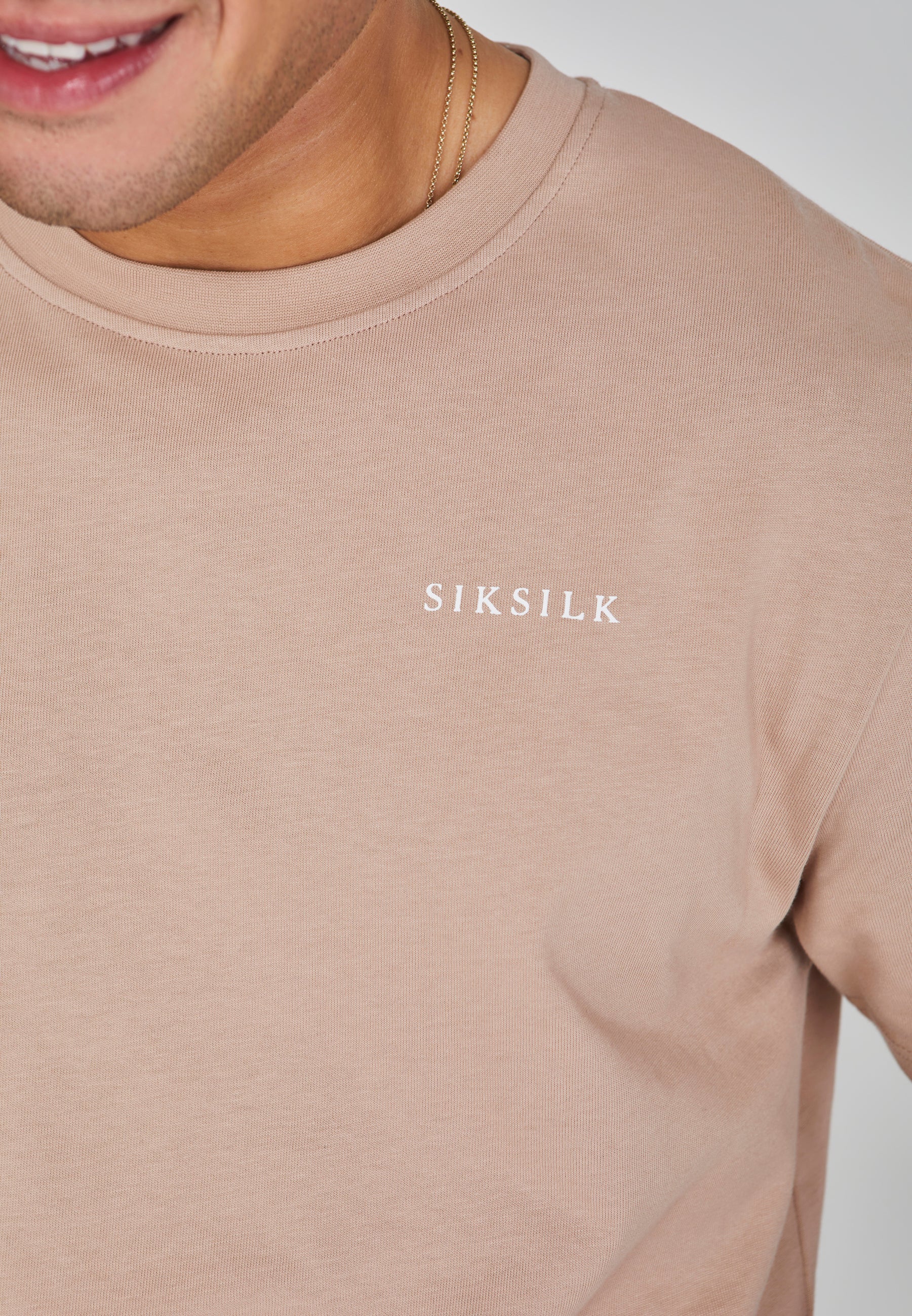 T-shirt graphique beige T-shirts SikSilk   