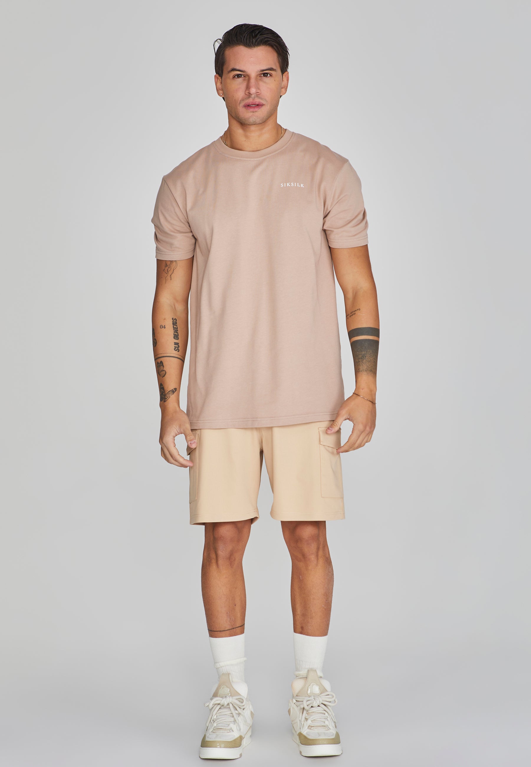 T-shirt graphique beige T-shirts SikSilk   