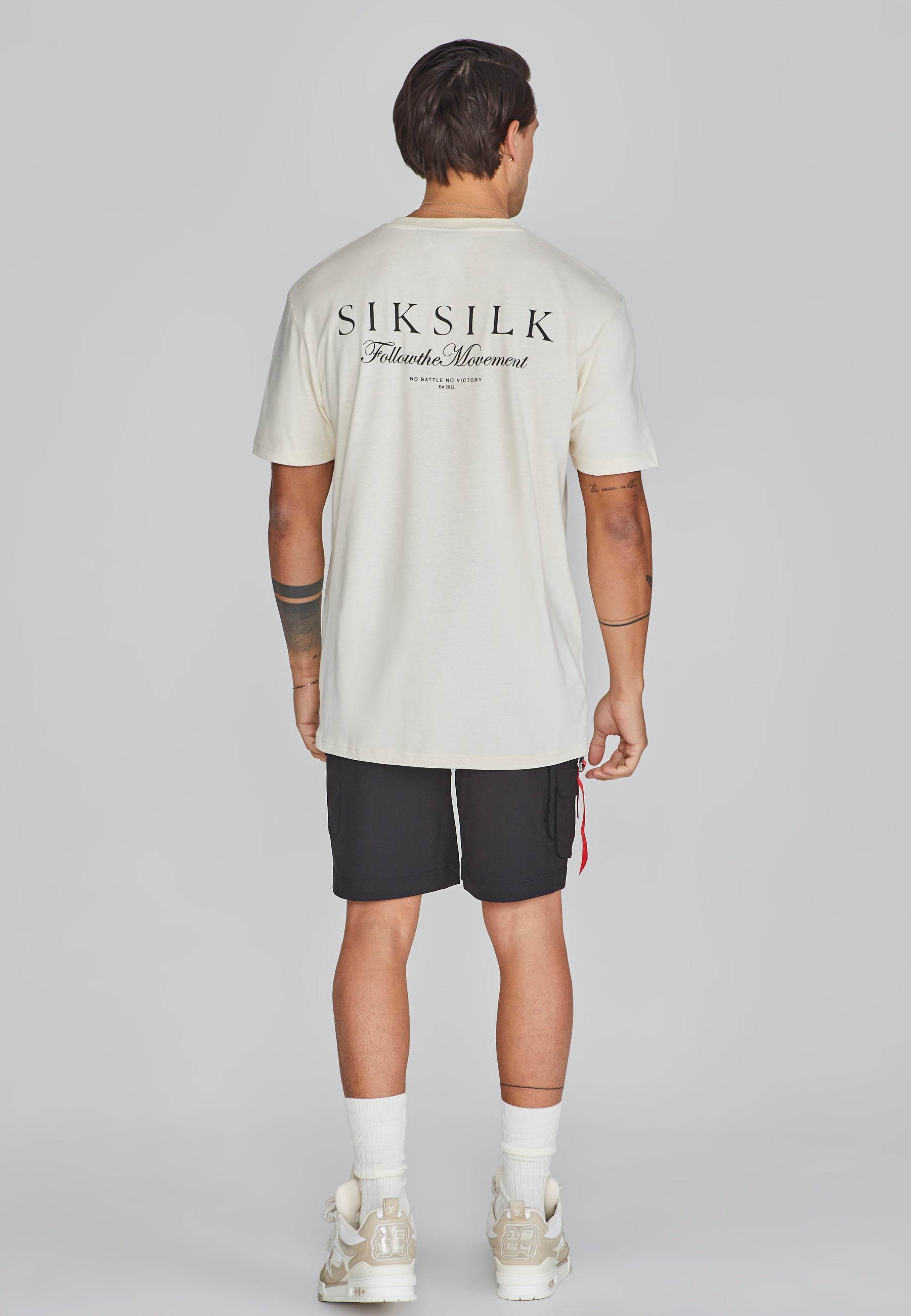 T-shirt graphique écru T-shirts SikSilk   