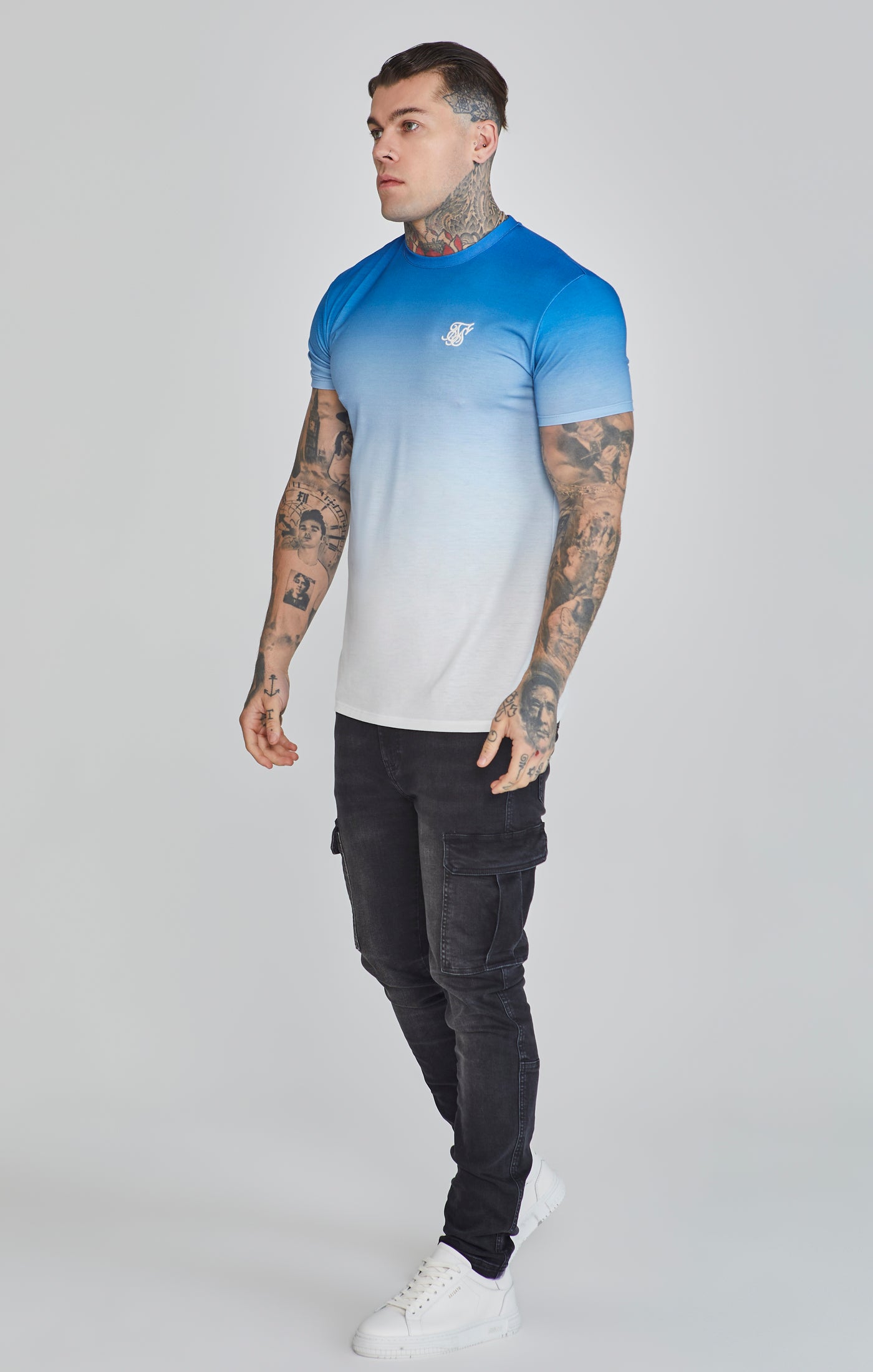 Fade T-shirt en Blue/White T-shirts SikSilk   