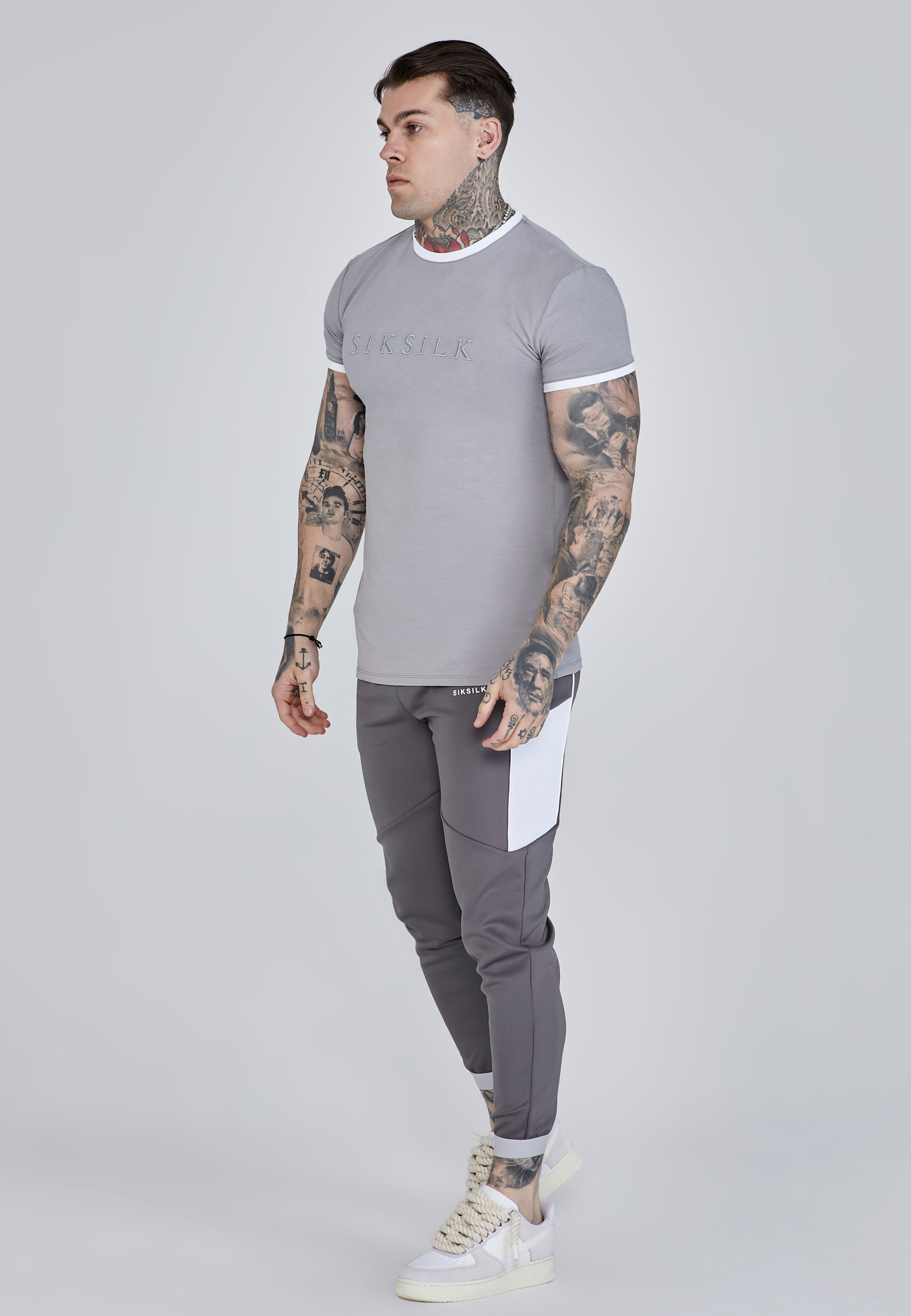 T-shirt Ringer en Grey T-shirts SikSilk   