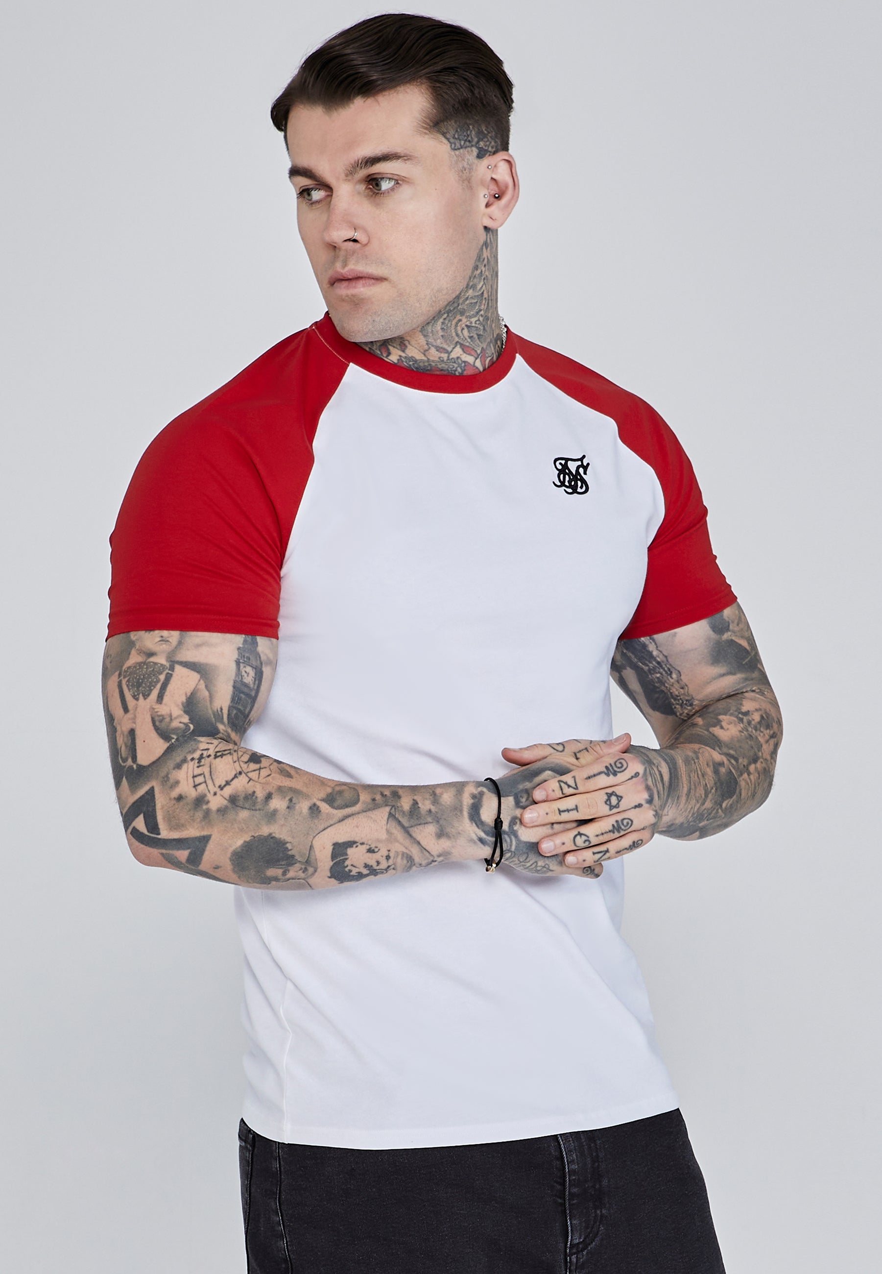 T-shirt raglan en blanc, rouge T-shirts SikSilk   