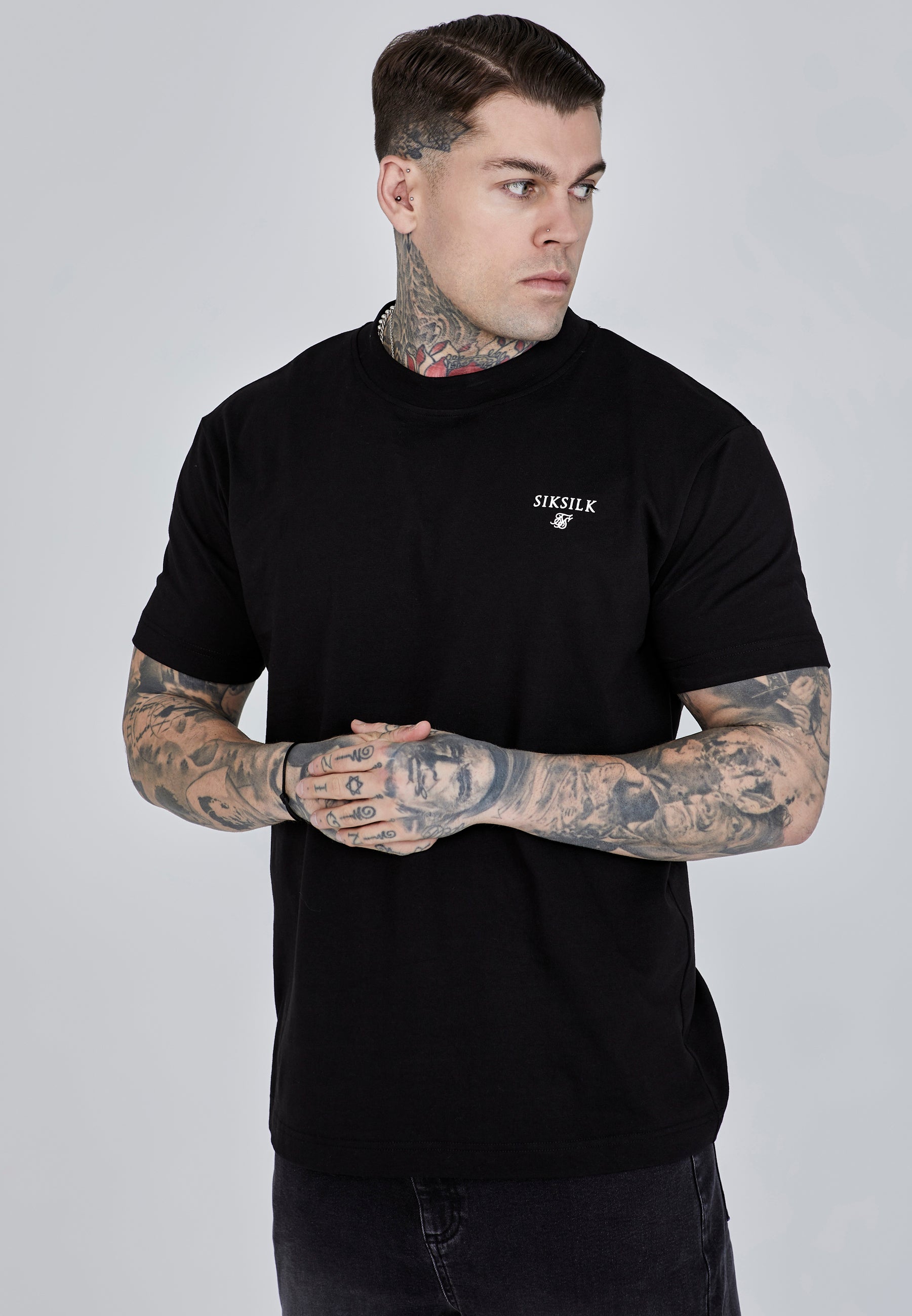 T-shirt graphique en noir T-shirts SikSilk   