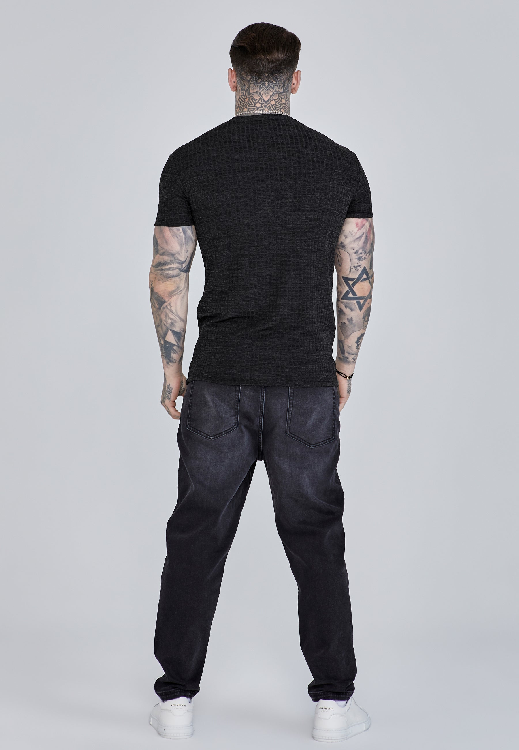 T-shirt Rib Knit en noir T-shirts SikSilk   