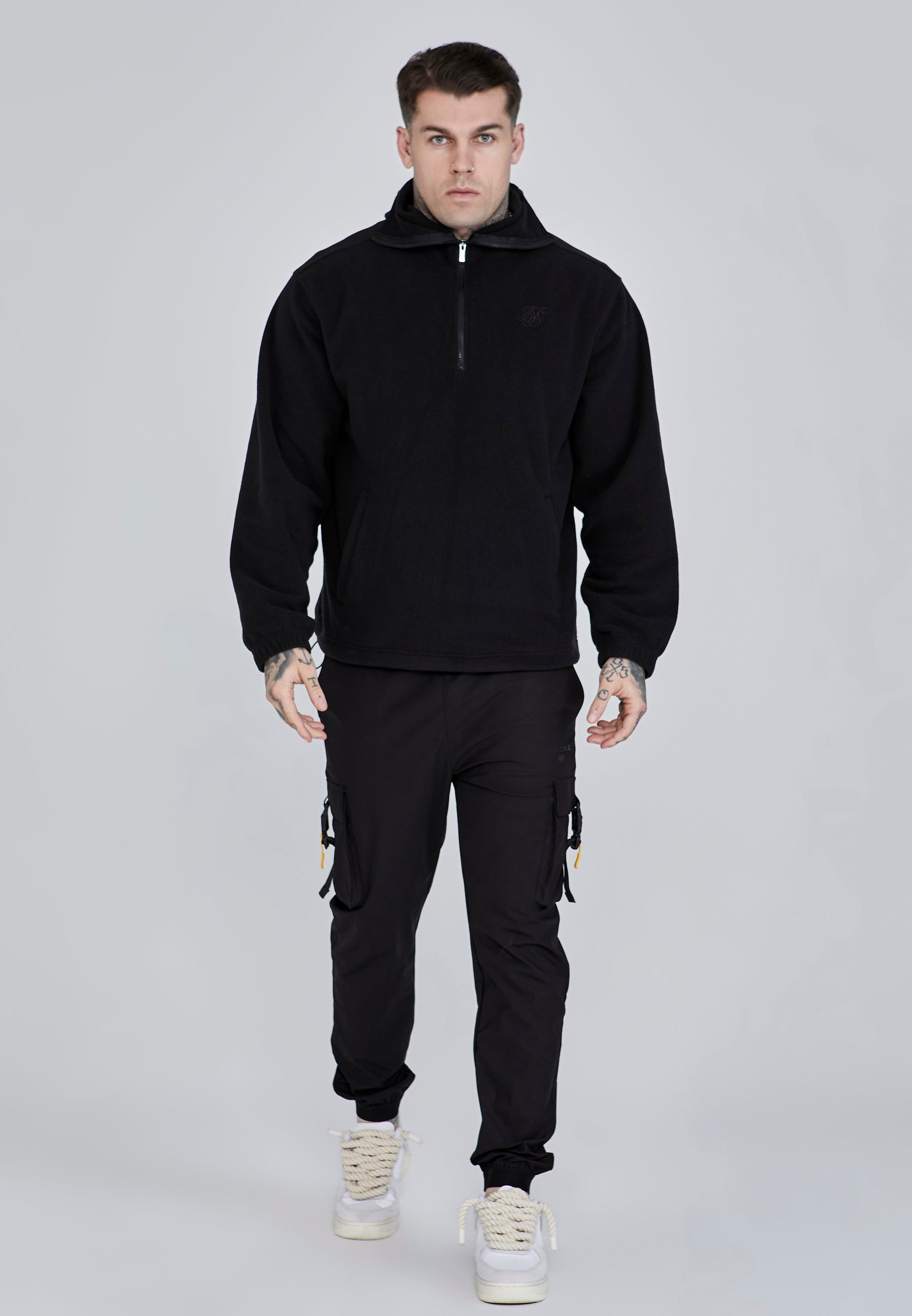 Polar Fleece Hoodie in Black Sweat à capuche SikSilk   