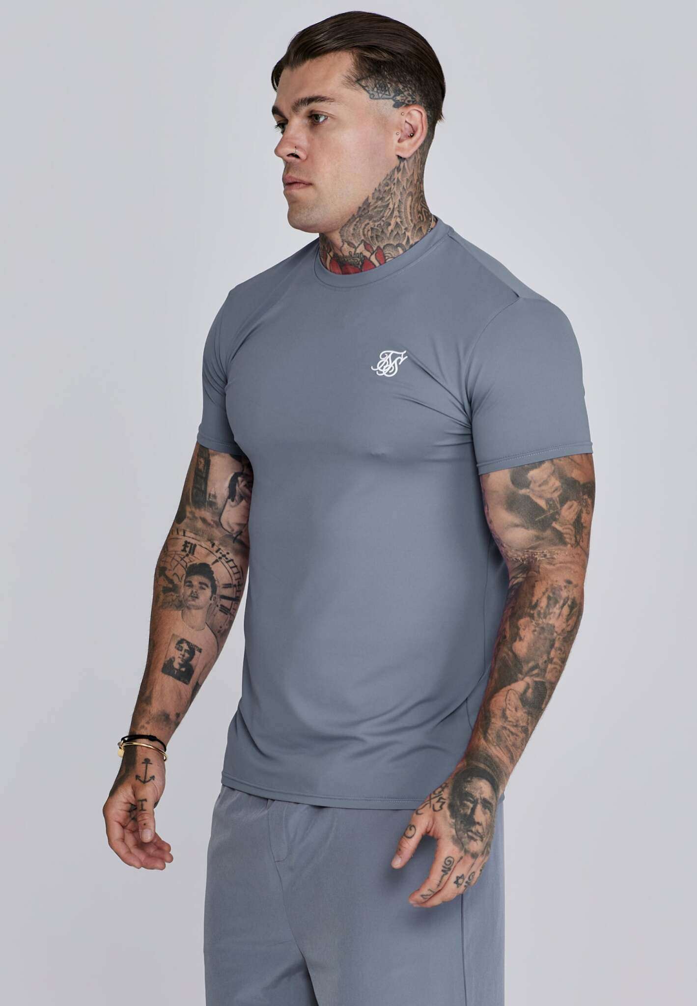 Muscle Fit T-shirt in Grey T-shirts SikSilk