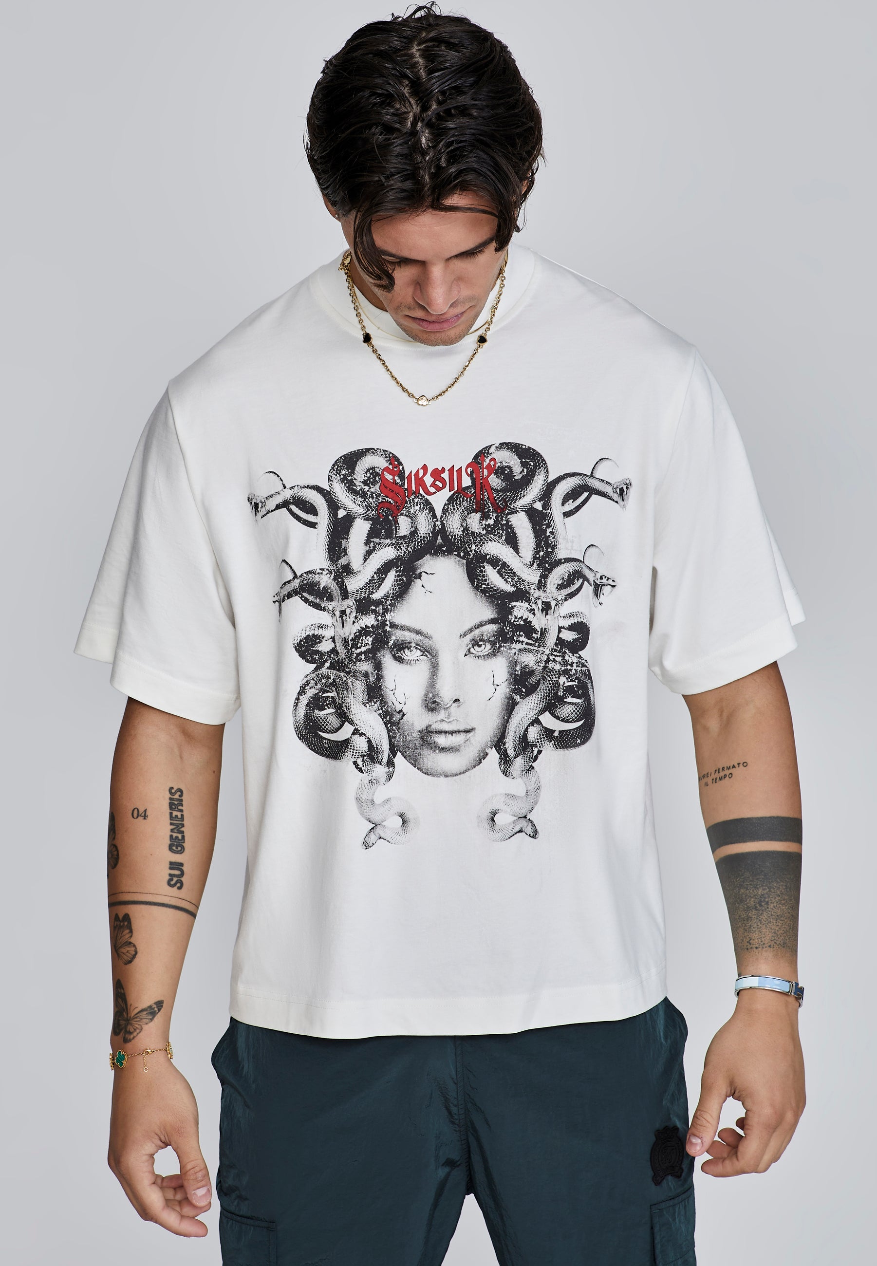 T-shirt Medusa en écru T-shirts SikSilk   