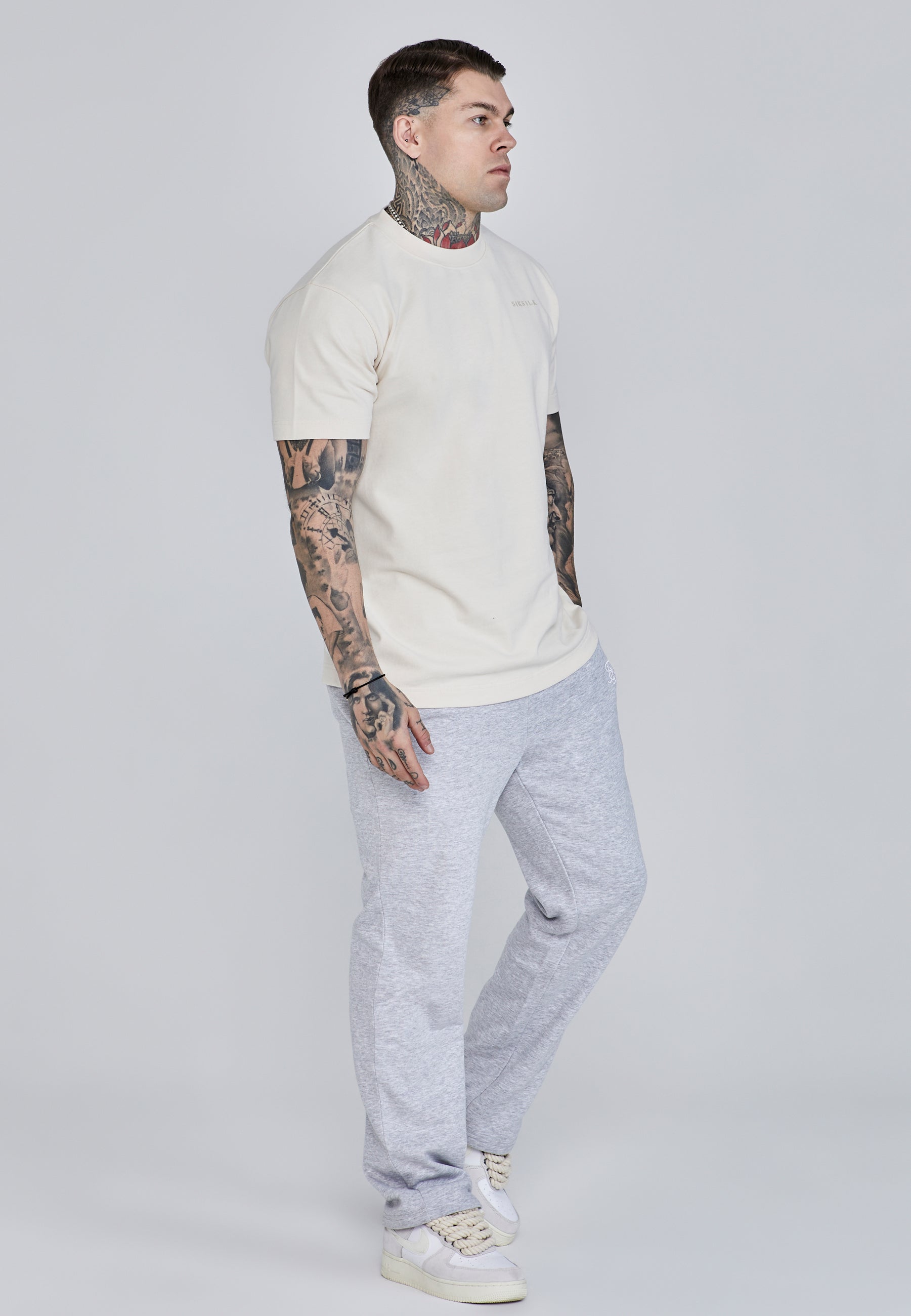 T-shirt Filigree en écru T-shirts SikSilk   