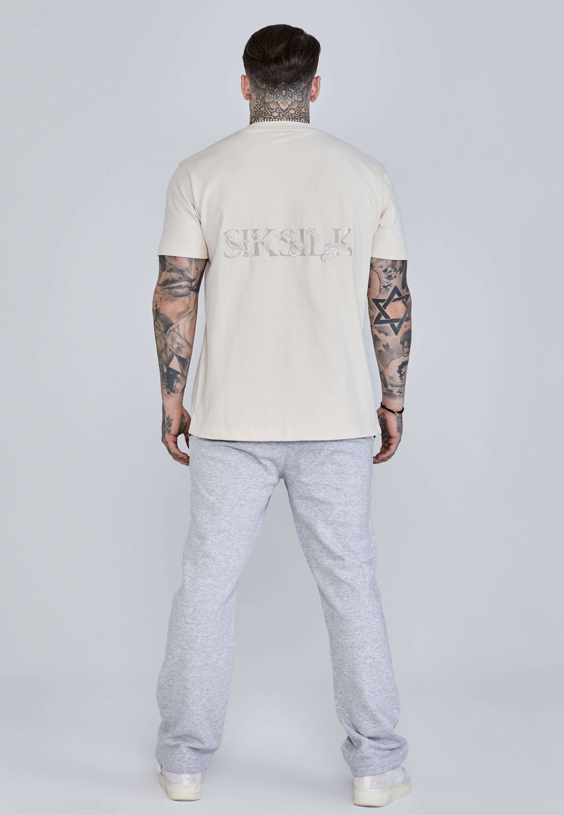 T-shirt Filigree en écru T-shirts SikSilk   