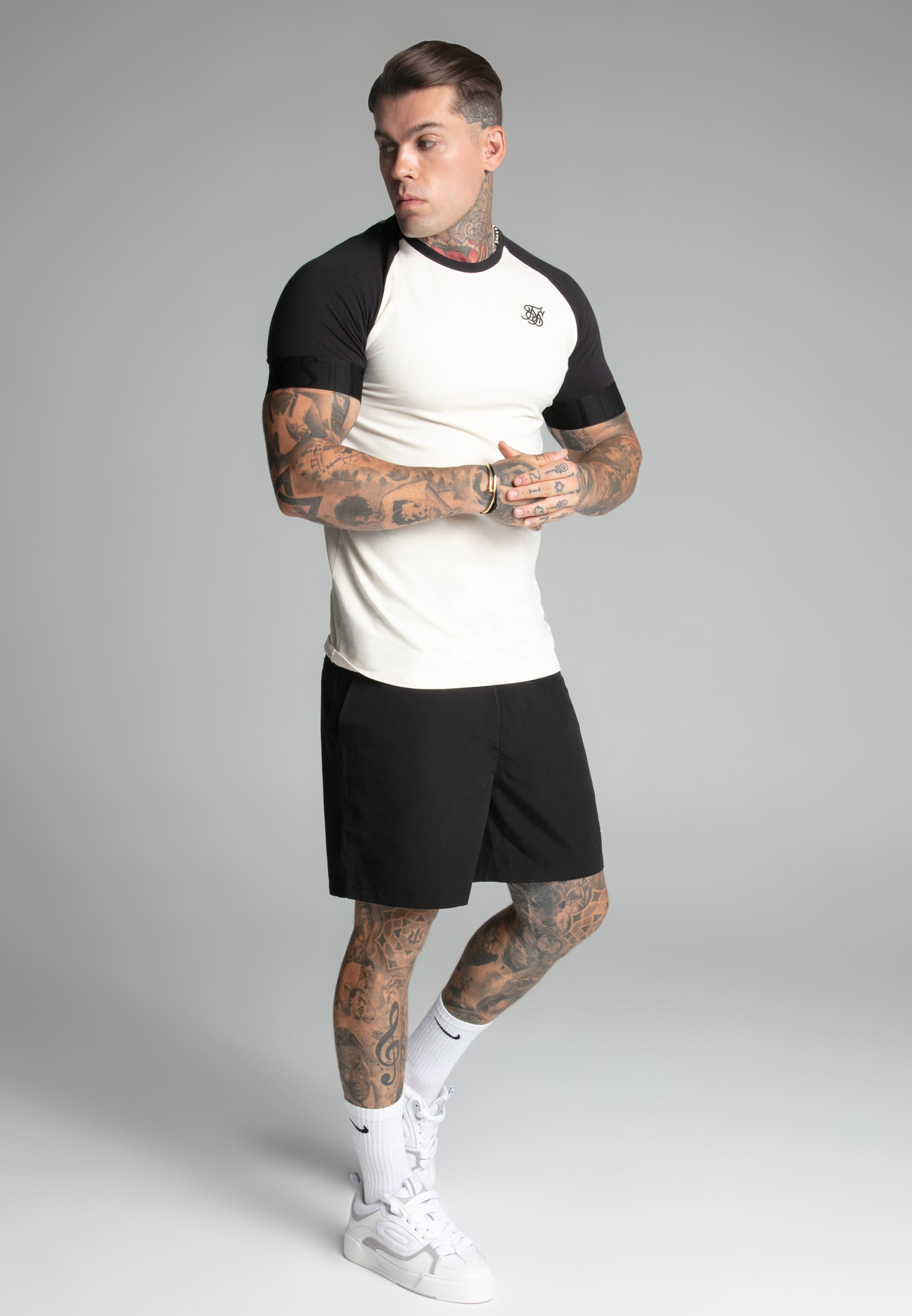 Swim Shorts in Black Pantalons de bain SikSilk
