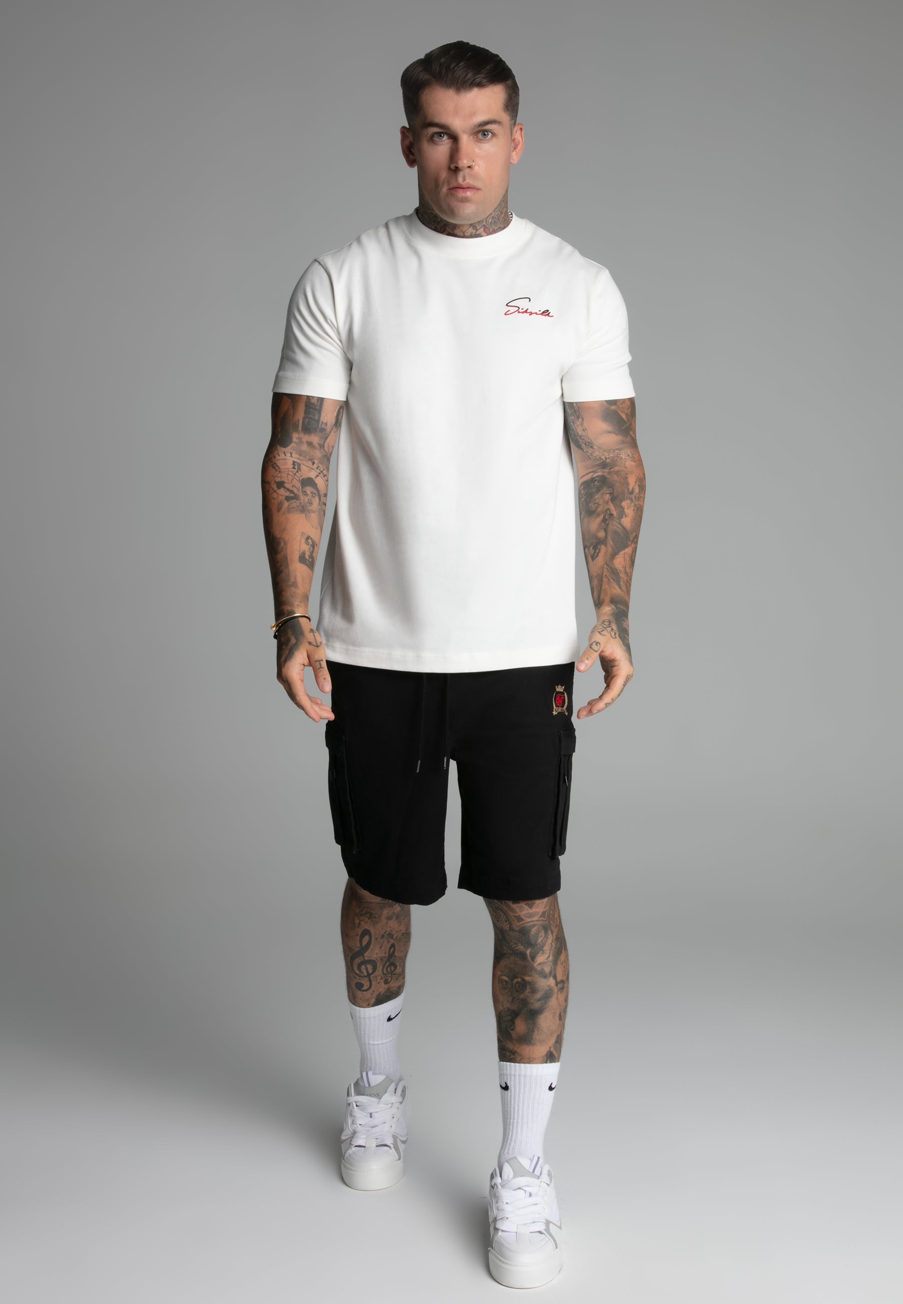 Short Cargo dans Black Short SikSilk