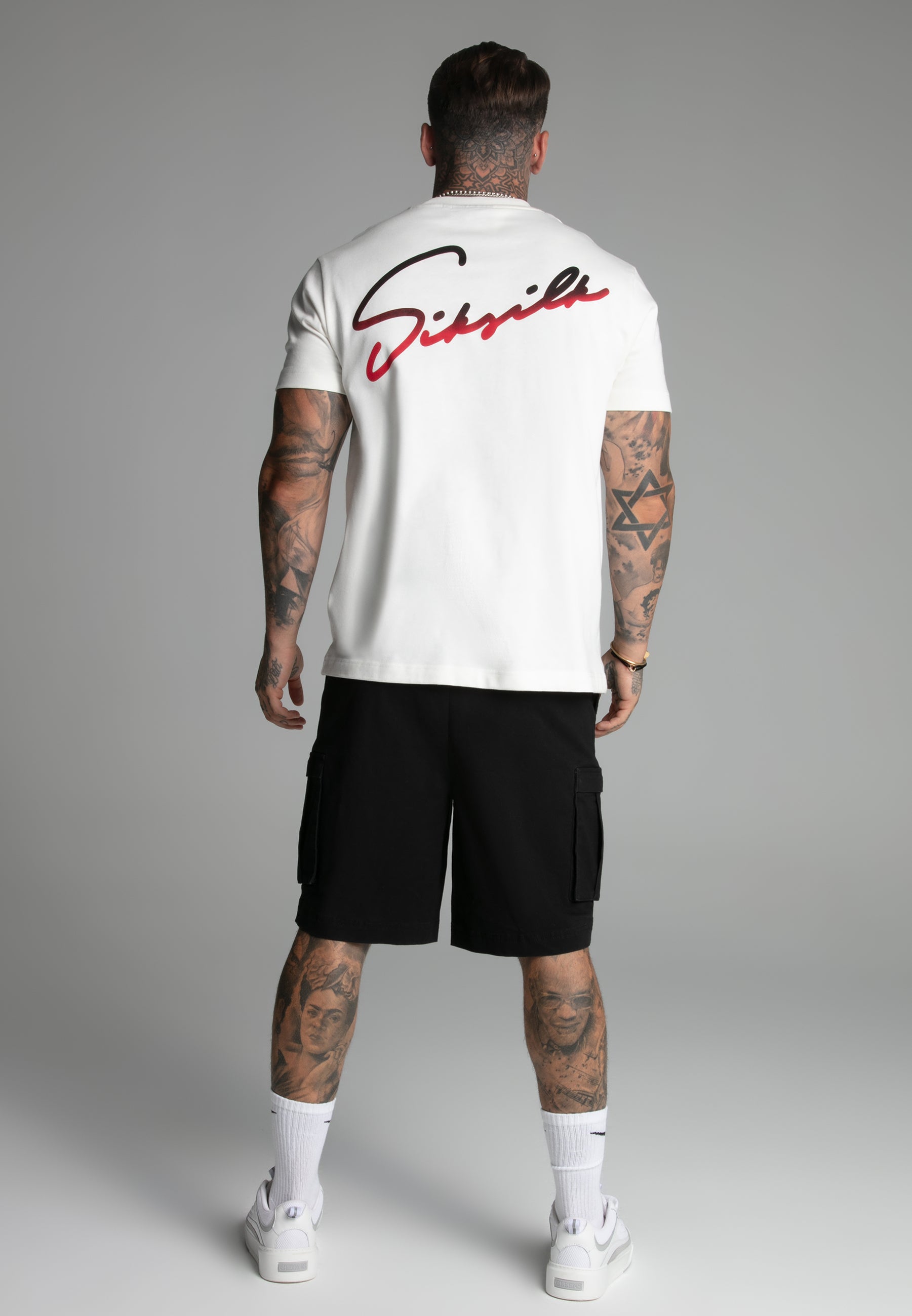 Short Cargo dans Black Short SikSilk