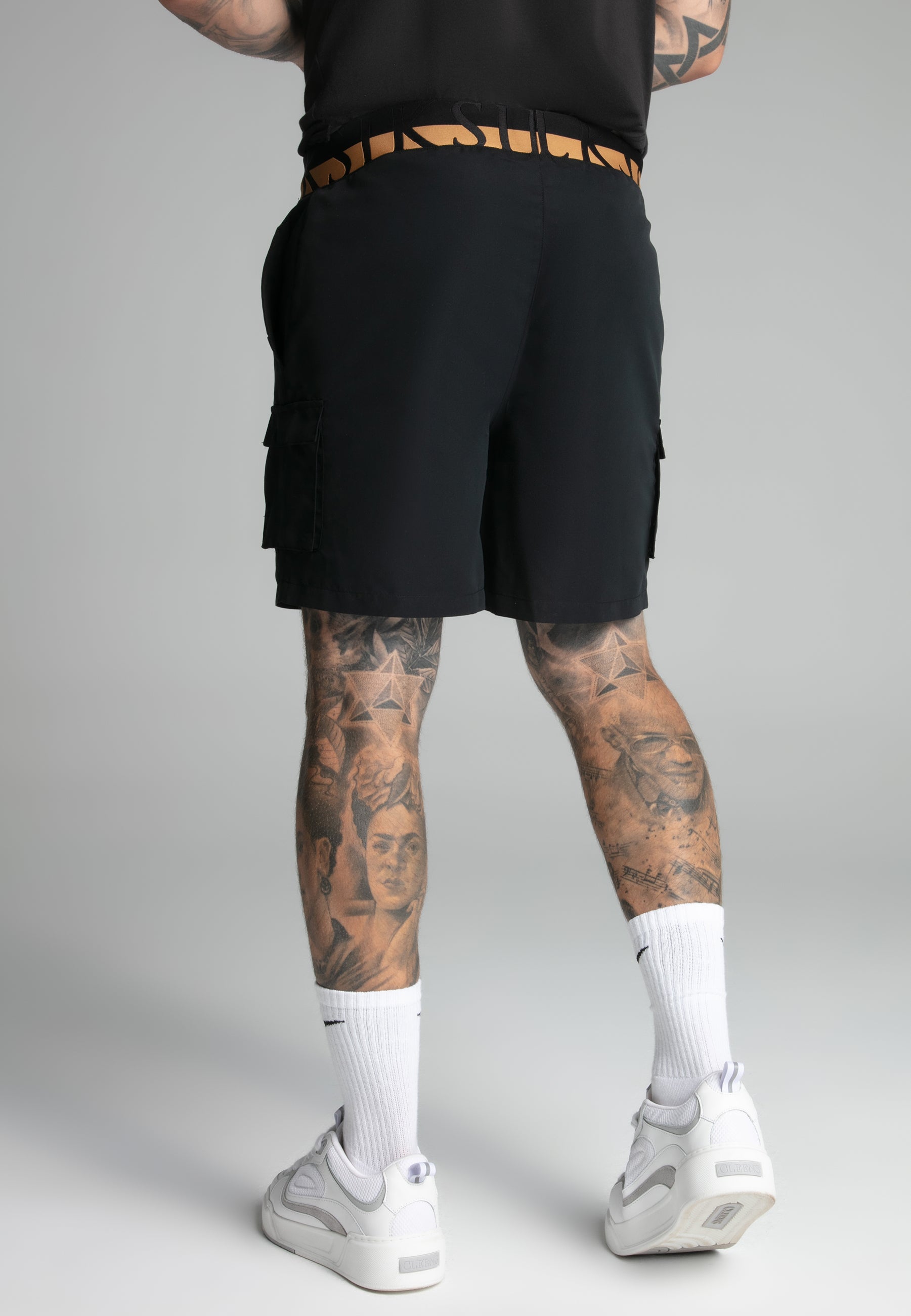 Cargo Swim Short in Black Pantalons de bain SikSilk