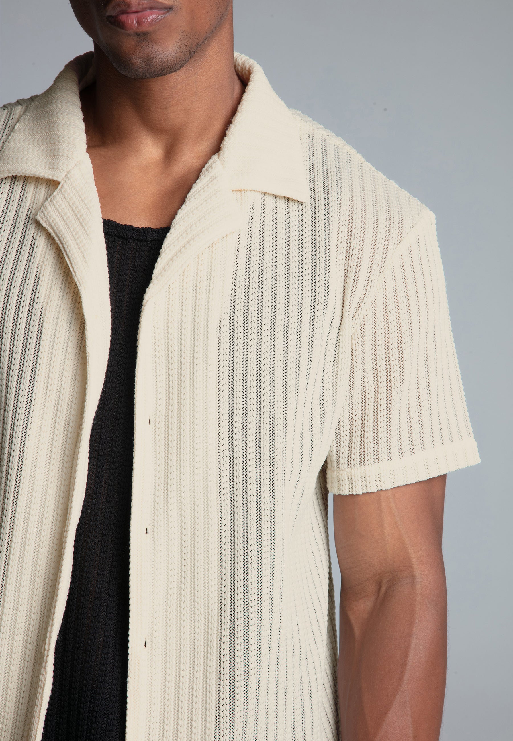 Textured Resort Shirt in Ecru Chemises SikSilk