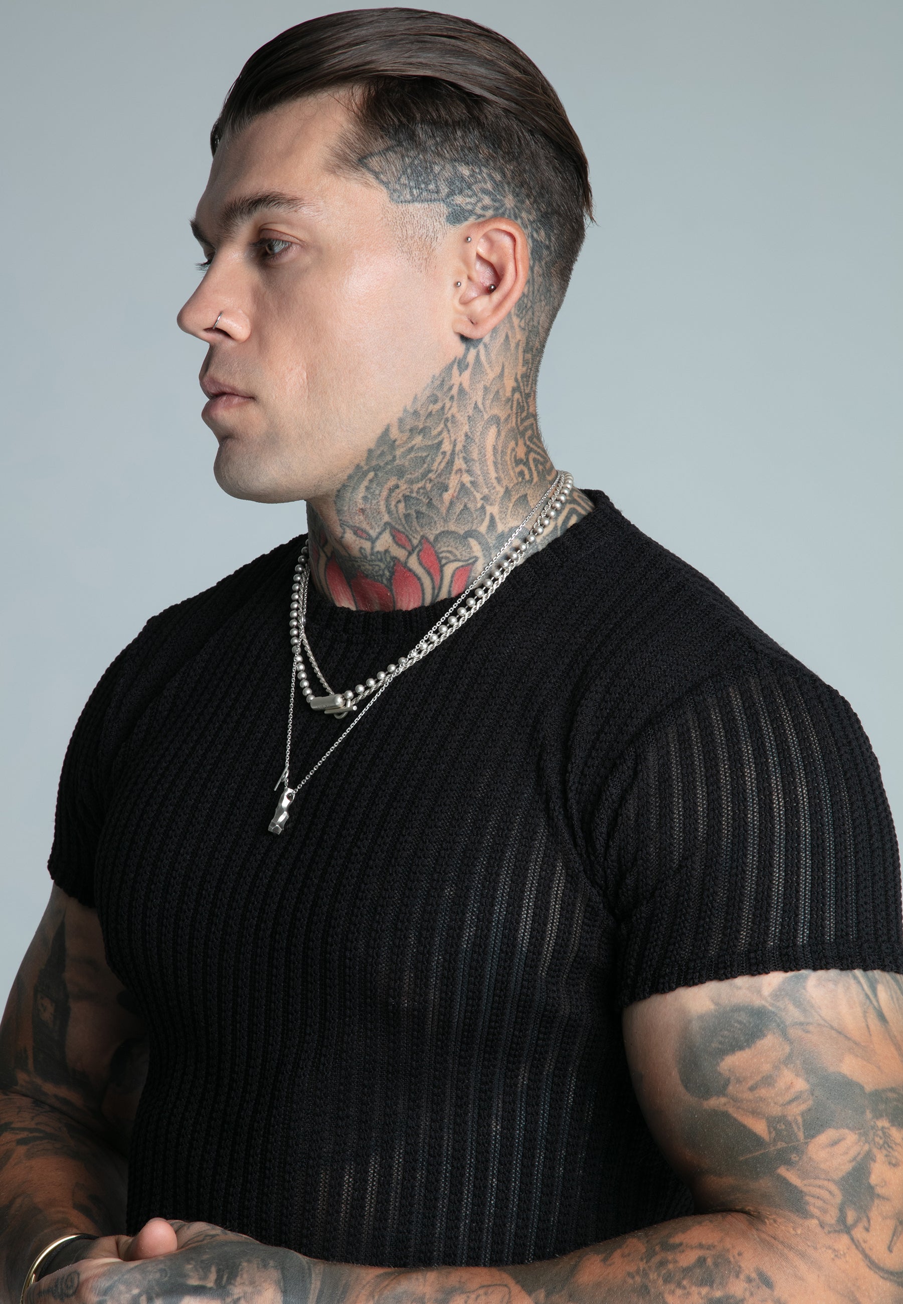 Textured Muscle Fit T-shirt en noir T-shirts SikSilk