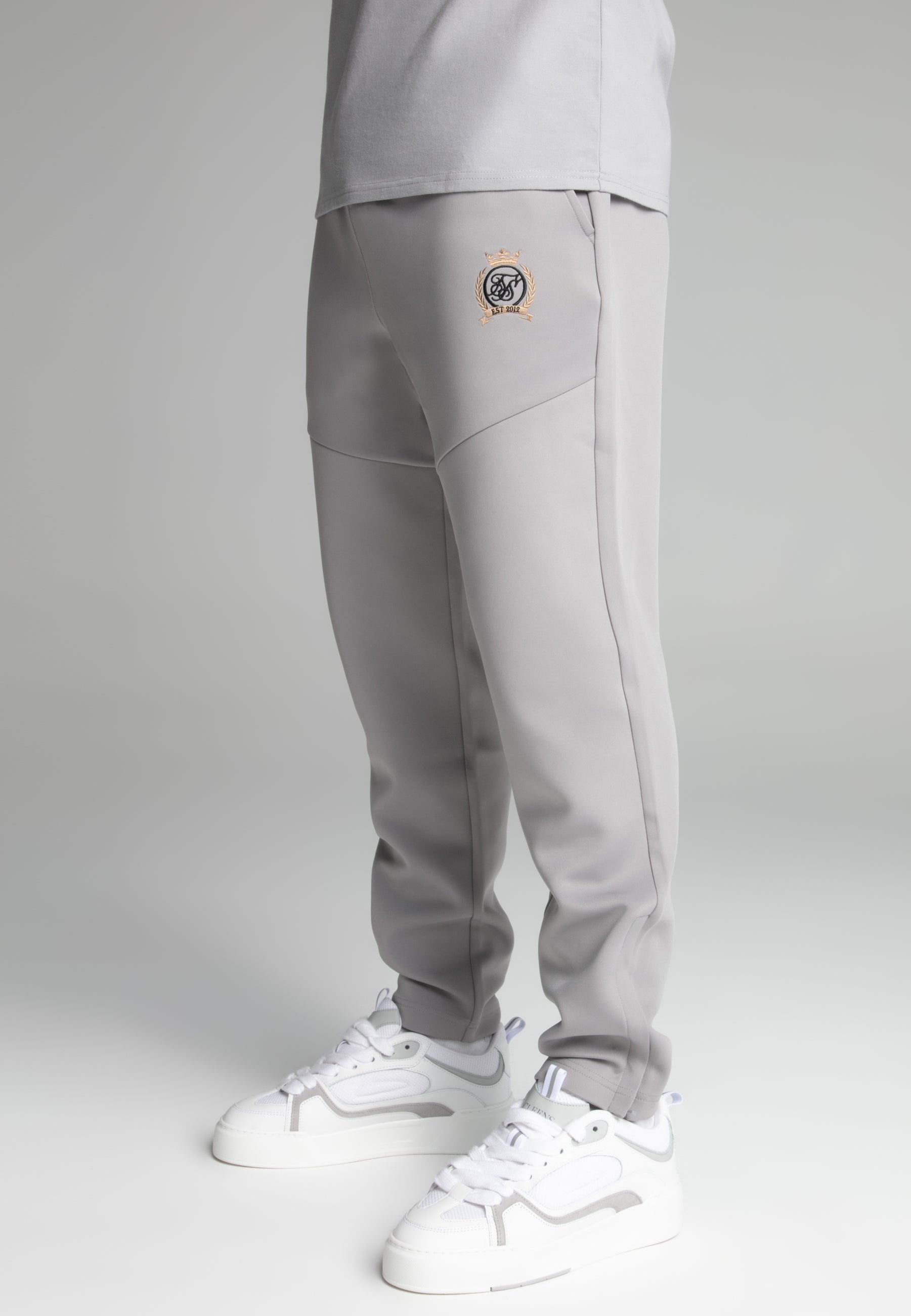 Track Pants in Grey Pantalons SikSilk