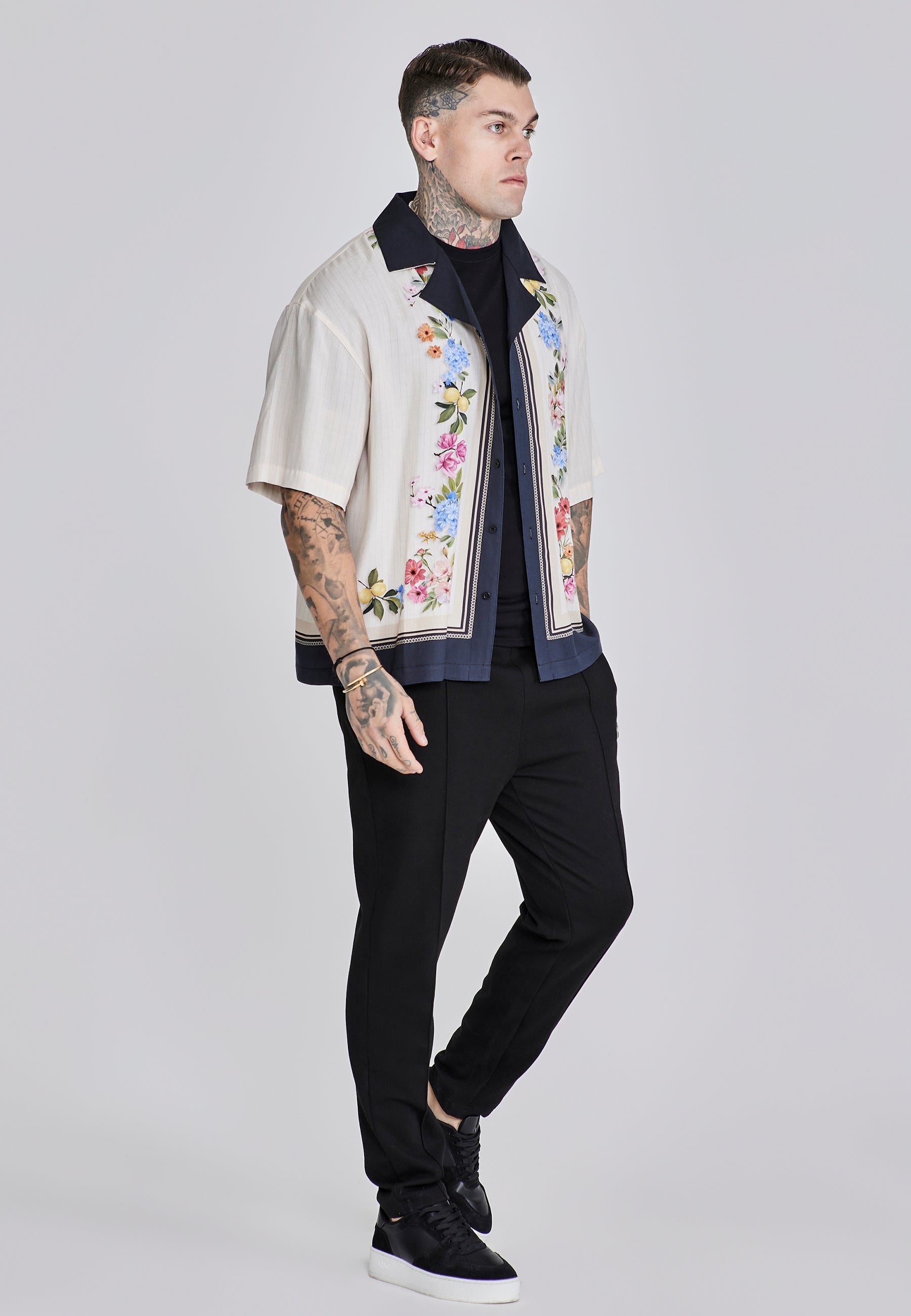 Resort Shirt in Ecru Chemises SikSilk