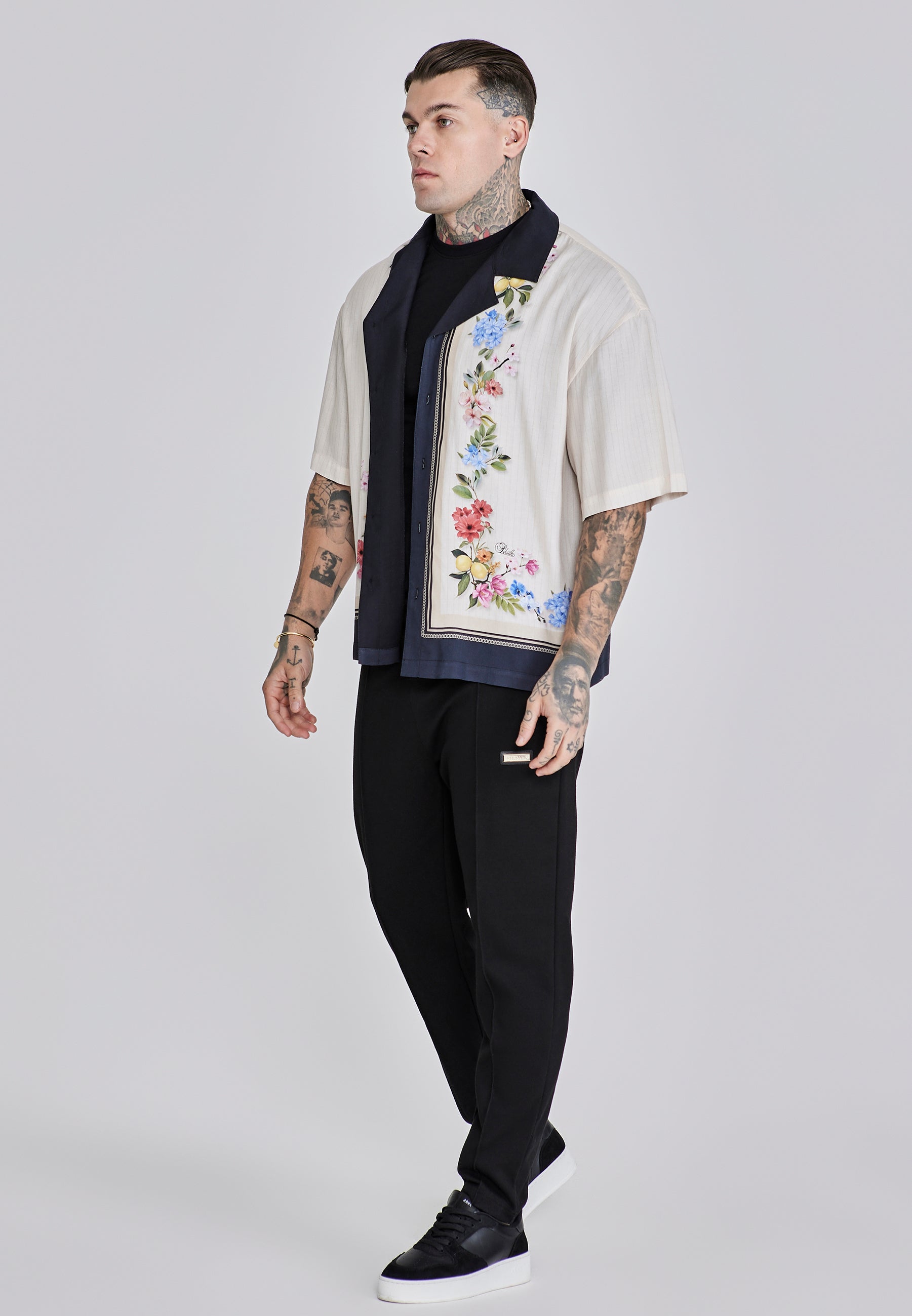 Resort Shirt in Ecru Chemises SikSilk