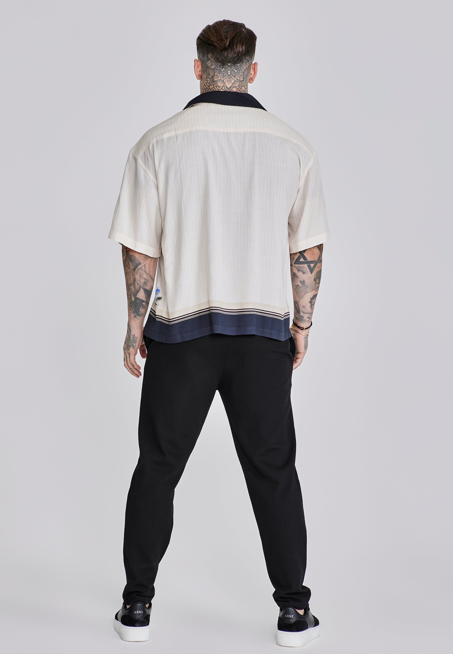 Resort Shirt in Ecru Chemises SikSilk