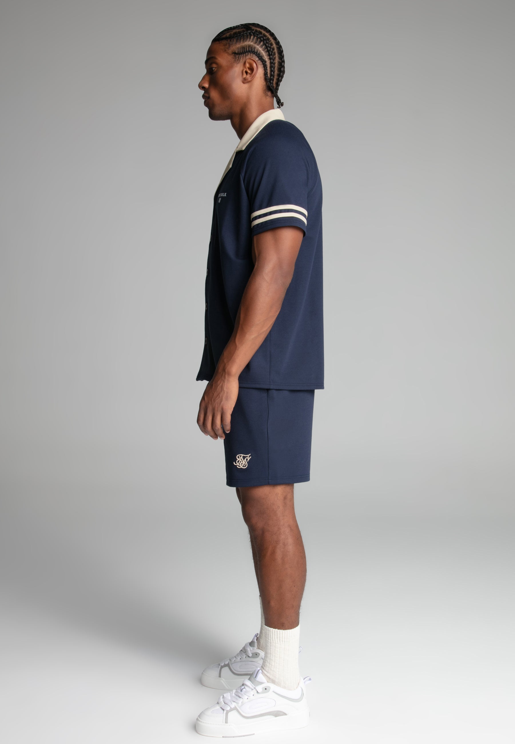 Retro Resort Shirt in Navy Chemises SikSilk