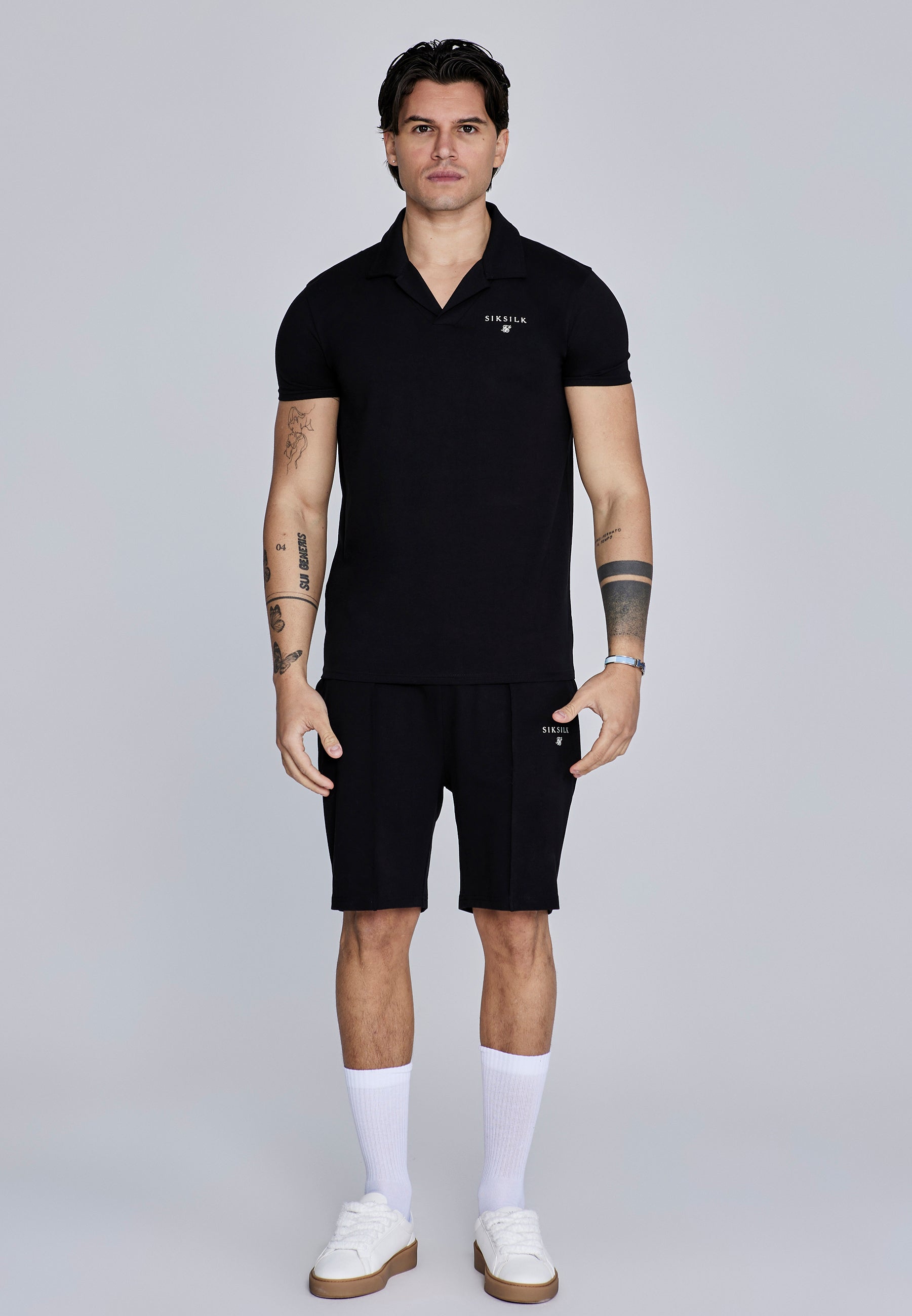 Ensemble polo et short en noir Sets SikSilk