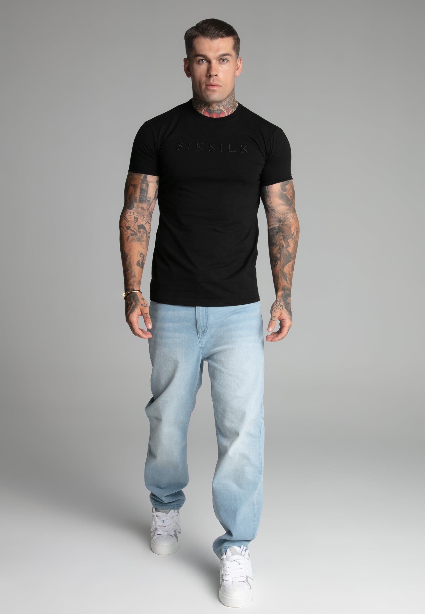 T-shirt Muscle Fit en noir T-shirts SikSilk