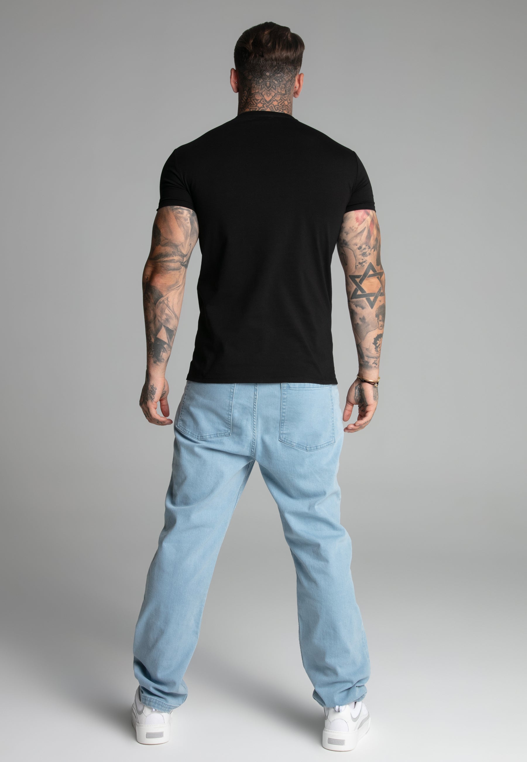 T-shirt Muscle Fit en noir T-shirts SikSilk