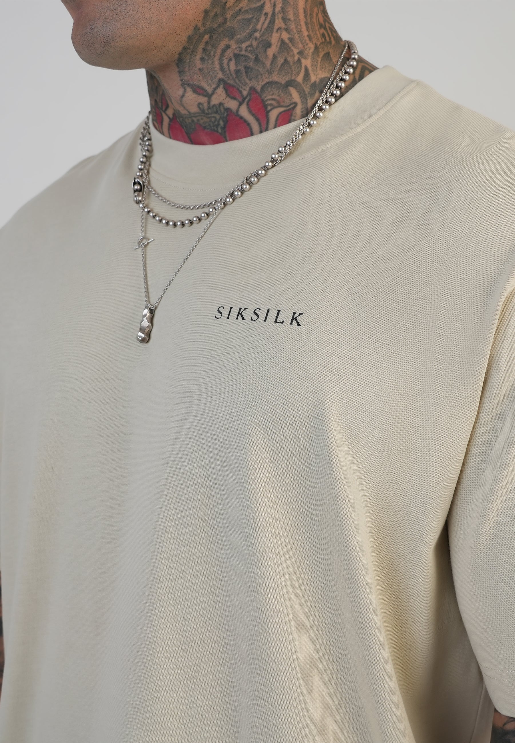 T-shirt graphique écru T-shirts SikSilk