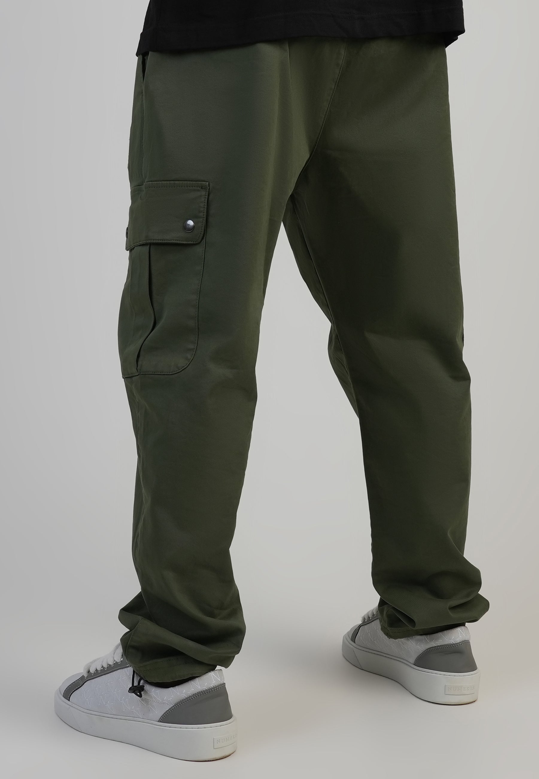 Loose Fit Cargos in Kaki Green Pantalon SikSilk