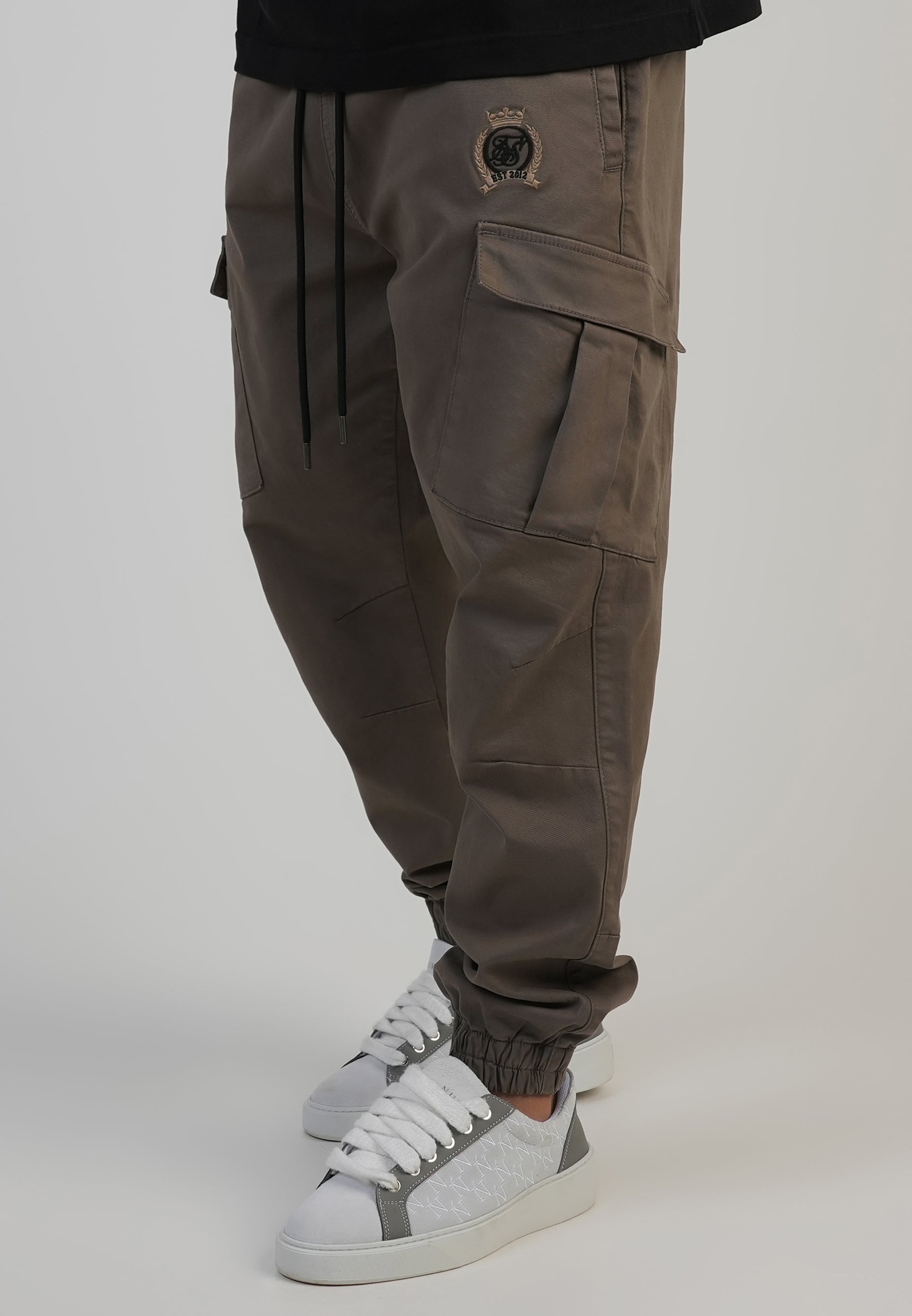 Slim Fit Cargos en Brown Pantalon SikSilk