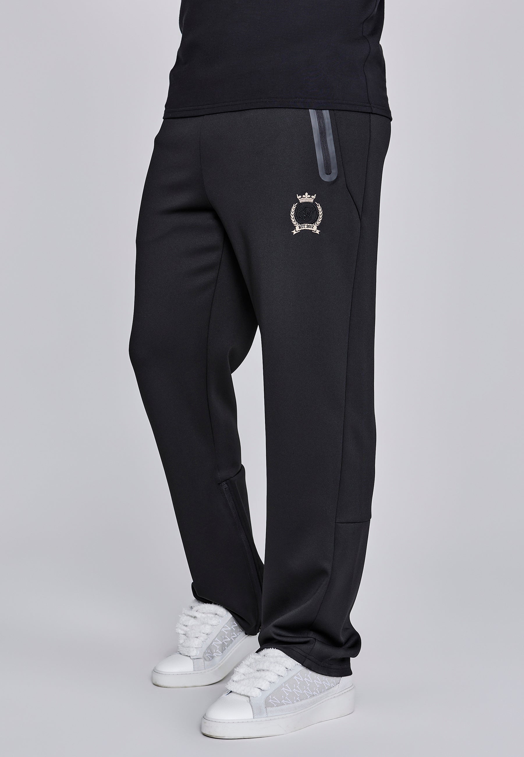 Track Pants in Black Pantalons SikSilk