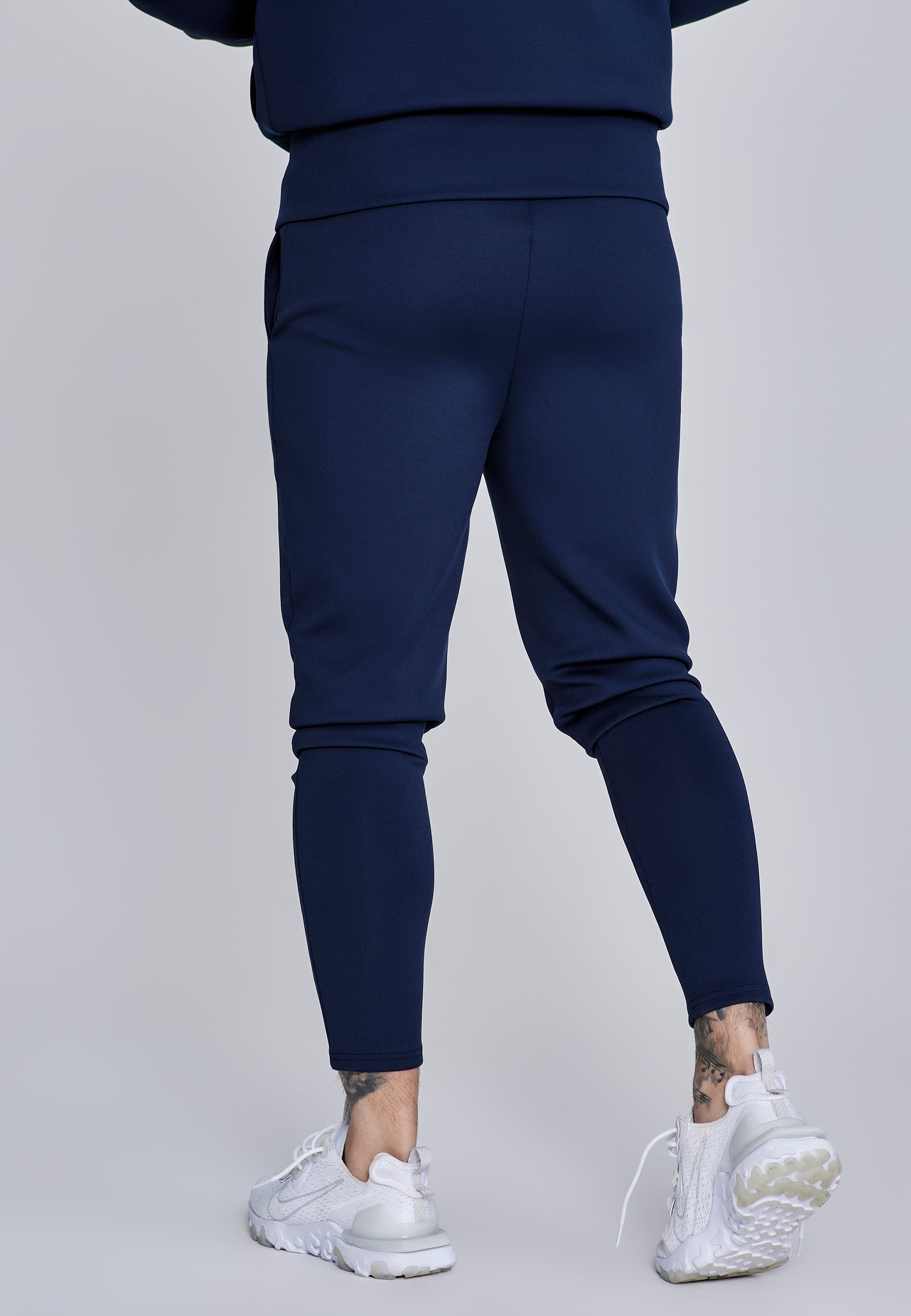Essentials Poly Joggers en Navy Pantalon SikSilk