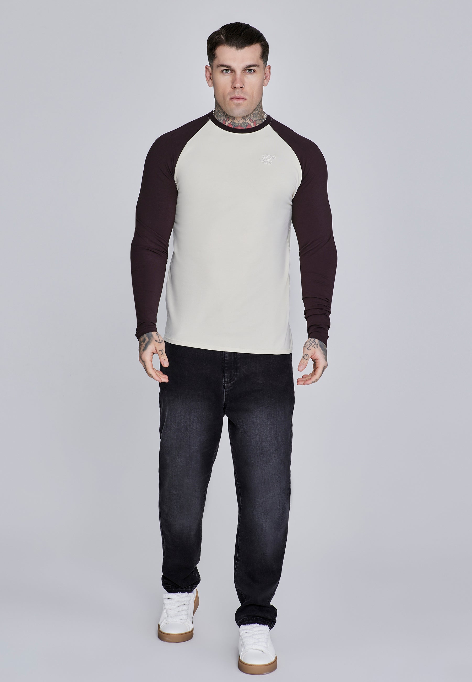 T-shirt Muscle Fit en écru, marron T-shirts SikSilk