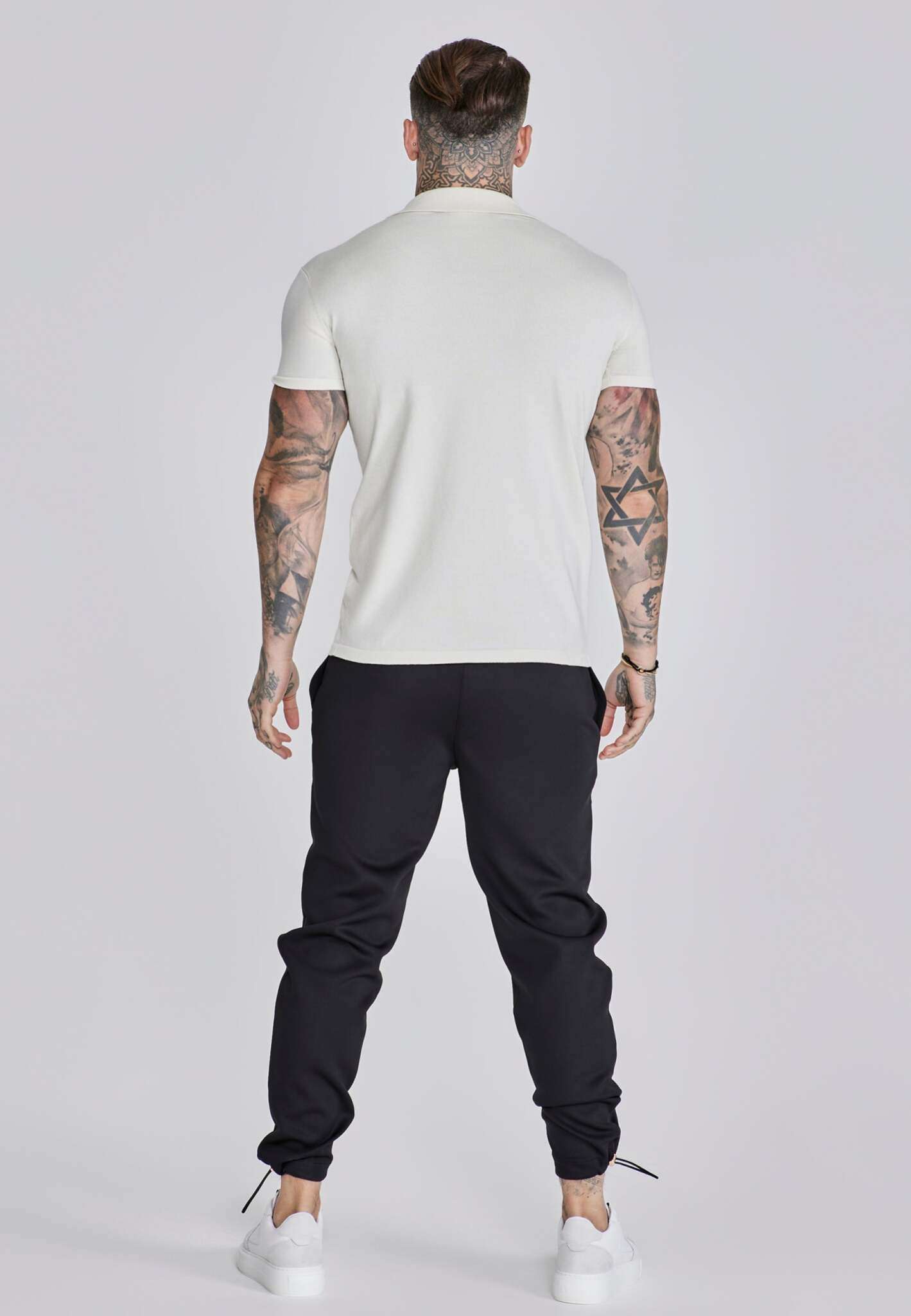 Smart Cargo Joggers in Black Pantalon SikSilk
