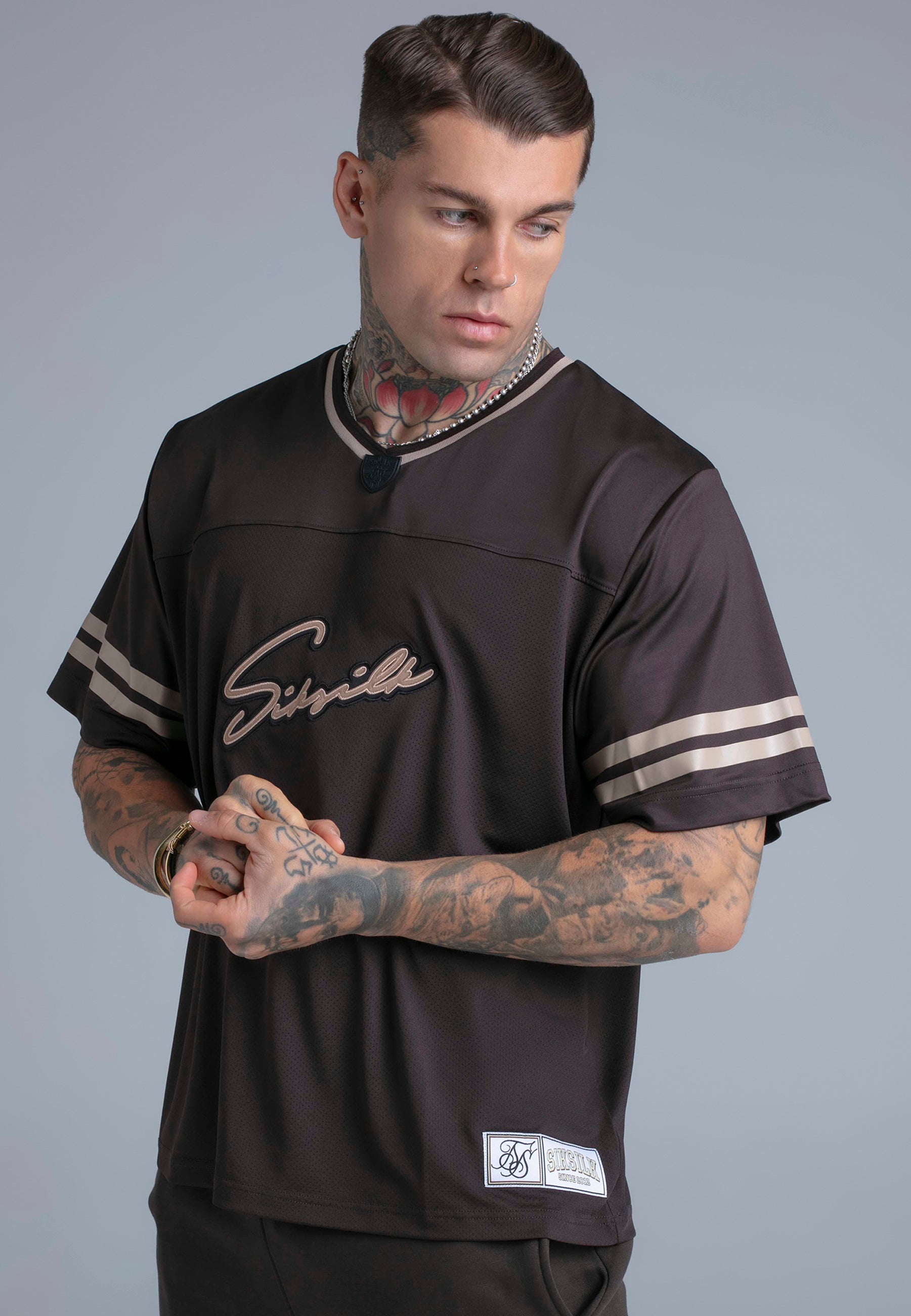 T-shirt de football marron