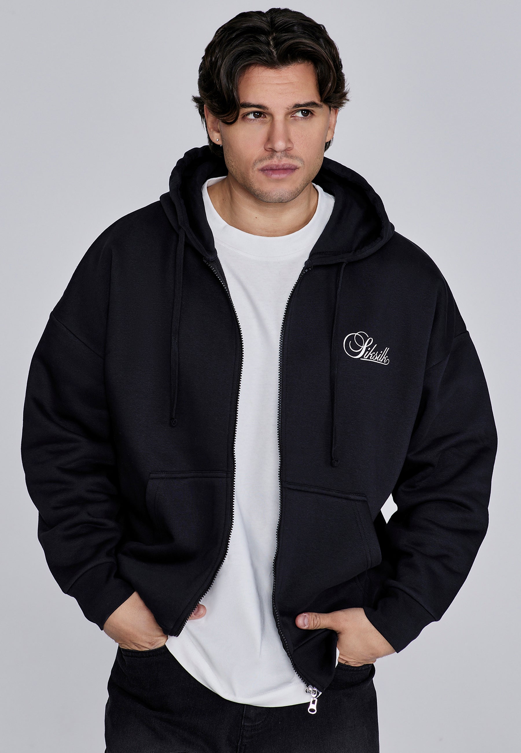 Essentials Full Zip Hoodie in Black Vestes à capuche SikSilk