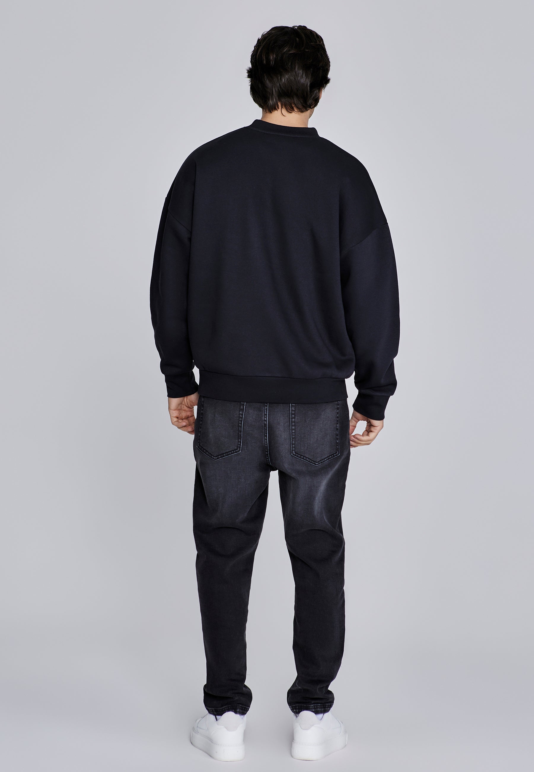 Essentials Sweater in Black Sweatshirts SikSilk